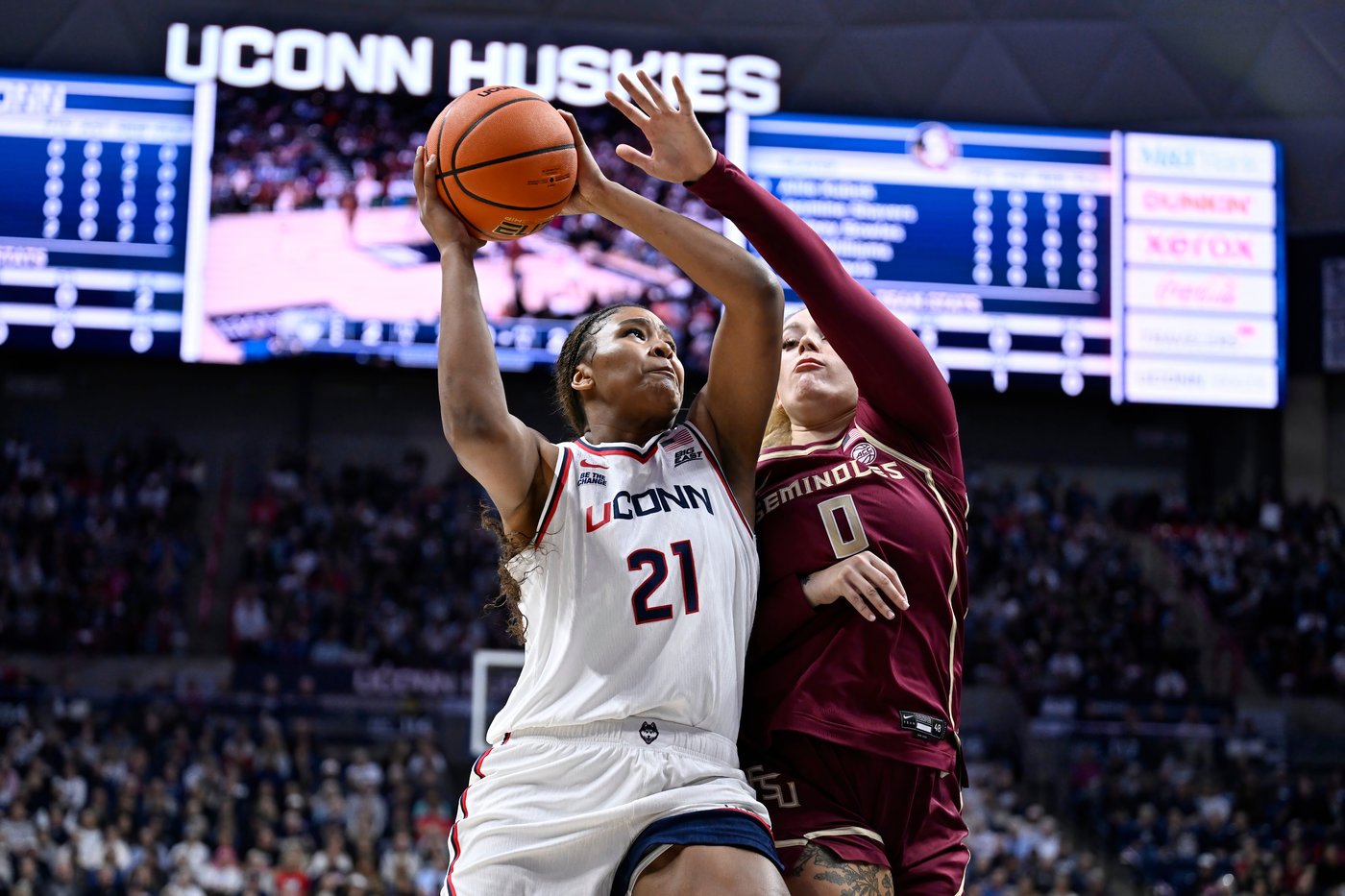 No. 1 UConn's Sarah Strong begins season as AP national player of the week | iNFOnews.ca No. 1 UConn's Sarah Strong begins season as AP national player of the week | iNFOnews.ca
