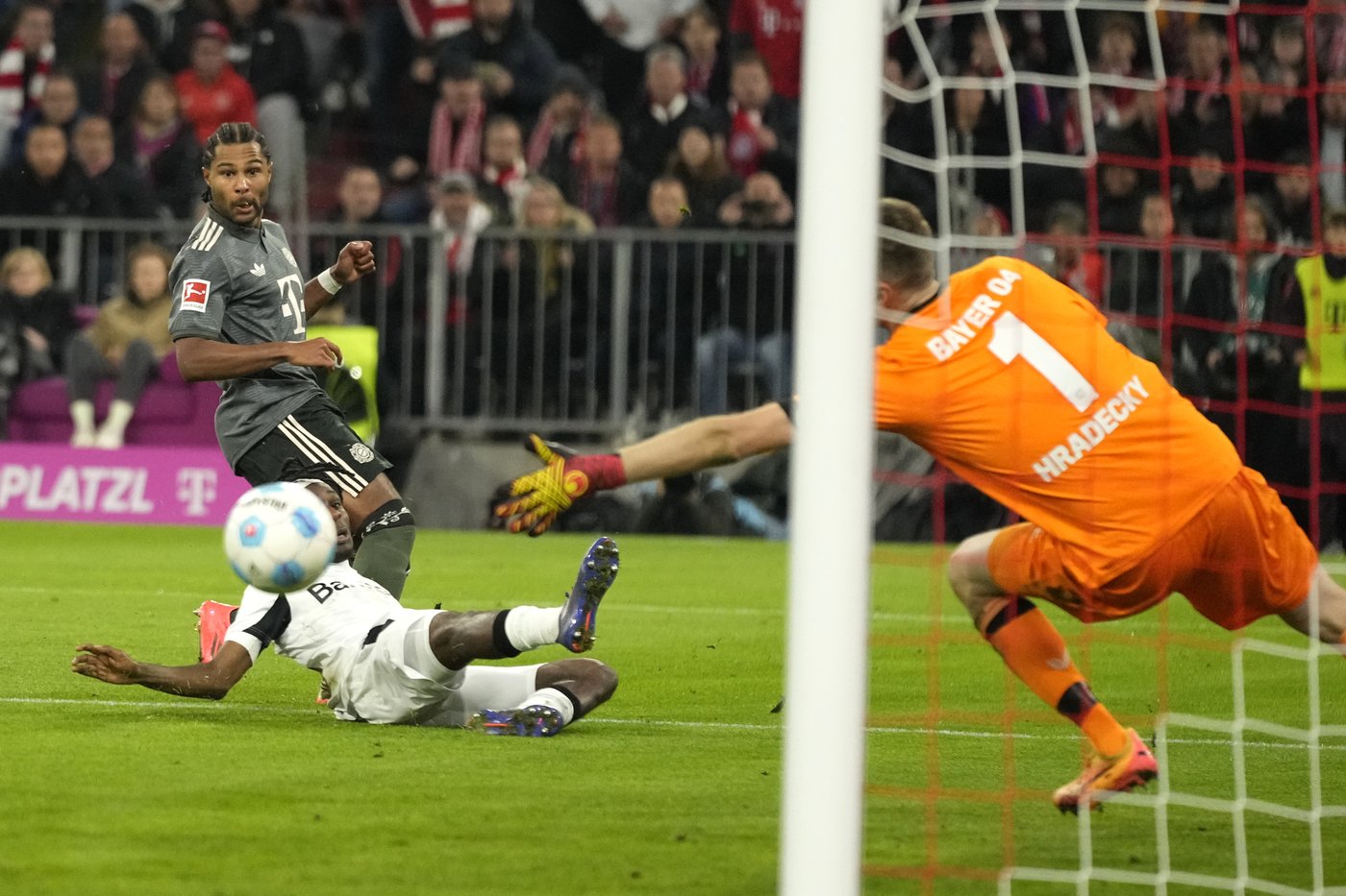 Stalemate between Bayern and Leverkusen, St Pauli enjoys first Bundesliga win in 13 years | iNFOnews.ca Stalemate between Bayern and Leverkusen, St Pauli enjoys first Bundesliga win in 13 years | iNFOnews.ca