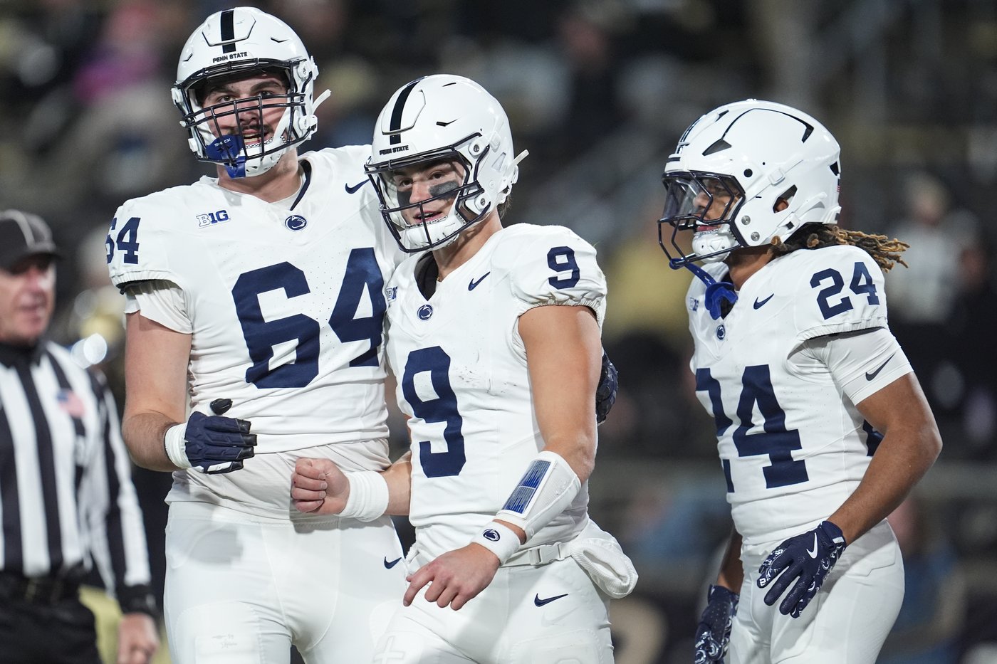 Allar leads No. 4 Penn State to 49-10 rout of Purdue | iNFOnews.ca