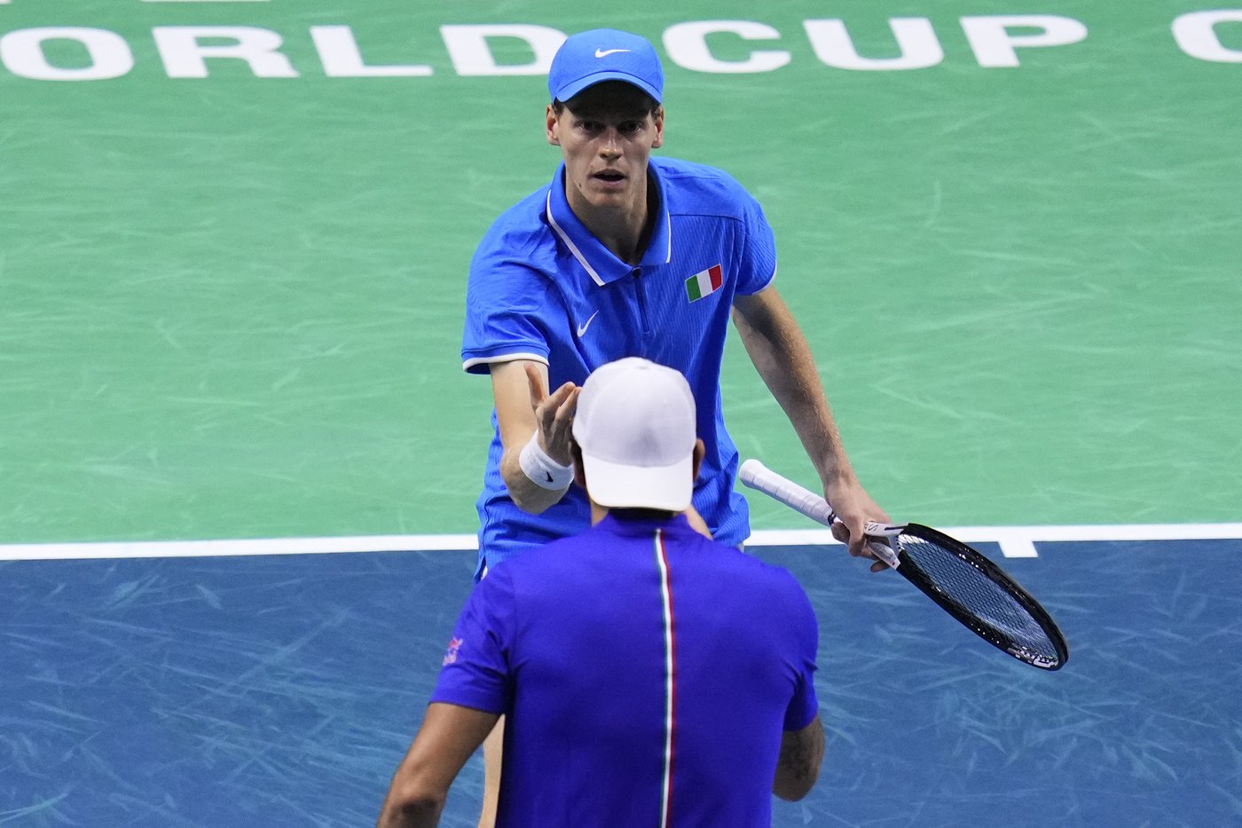Jannik Sinner leads Italy back to the Davis Cup semifinals and a rematch against Australia | iNFOnews.ca Jannik Sinner leads Italy back to the Davis Cup semifinals and a rematch against Australia | iNFOnews.ca