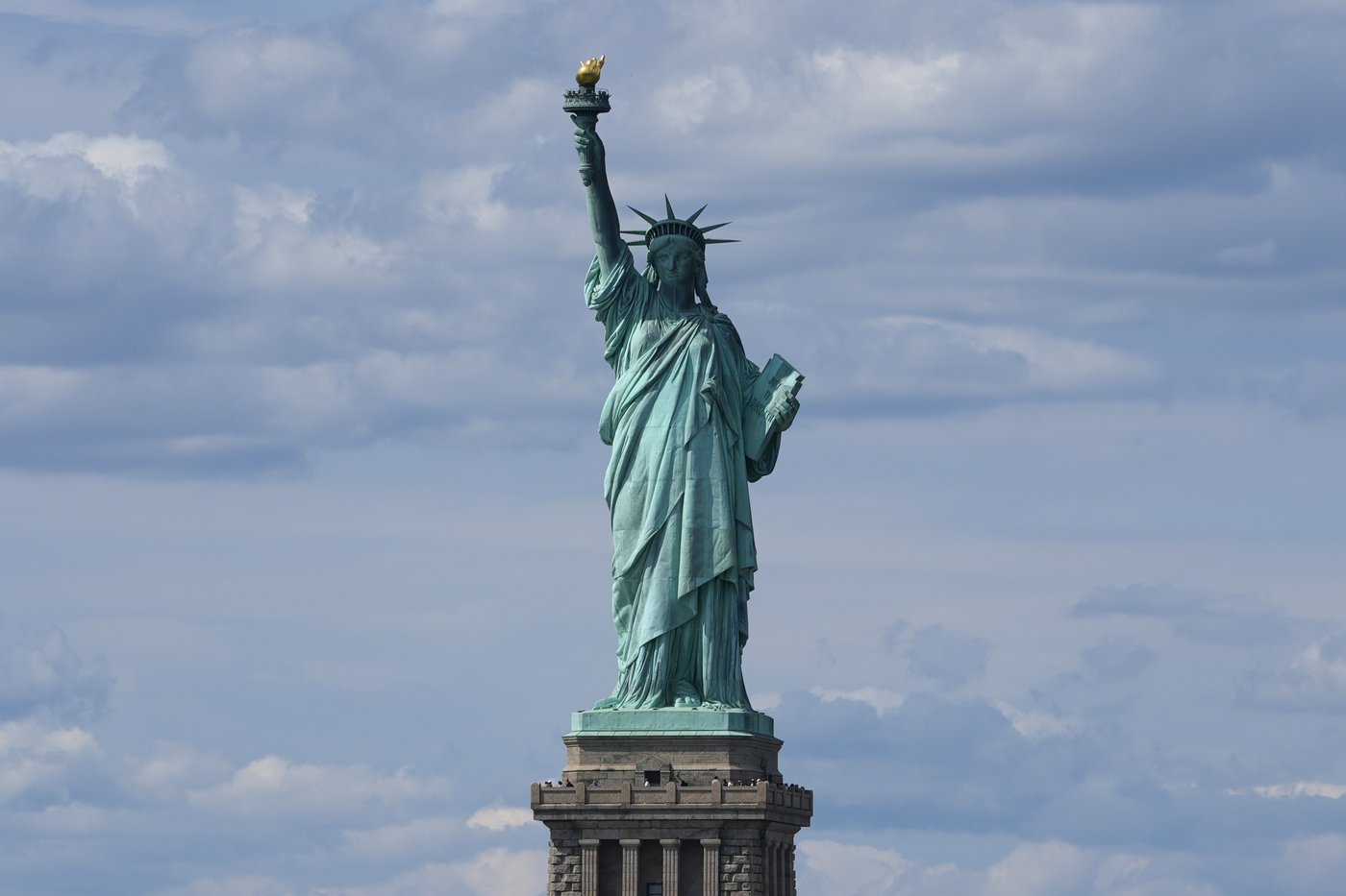 From France comes a call for Trump's America to return Lady Liberty. Here's why it won't happen | iNFOnews.ca