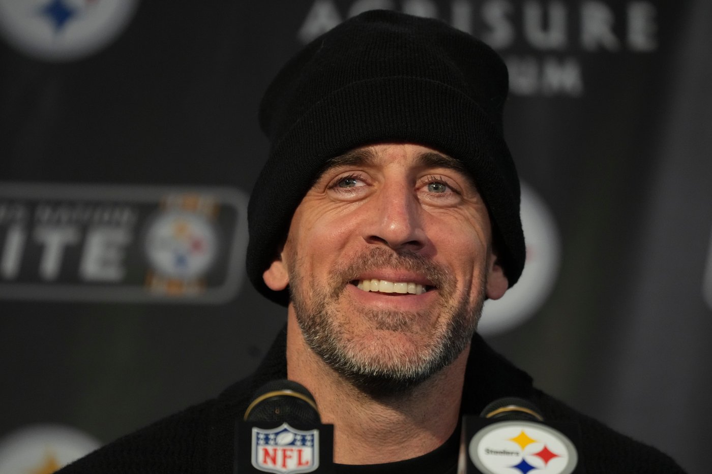 Aaron Rodgers is leaning into his time in Pittsburgh. The Steelers are in first place because of it | iNFOnews.ca