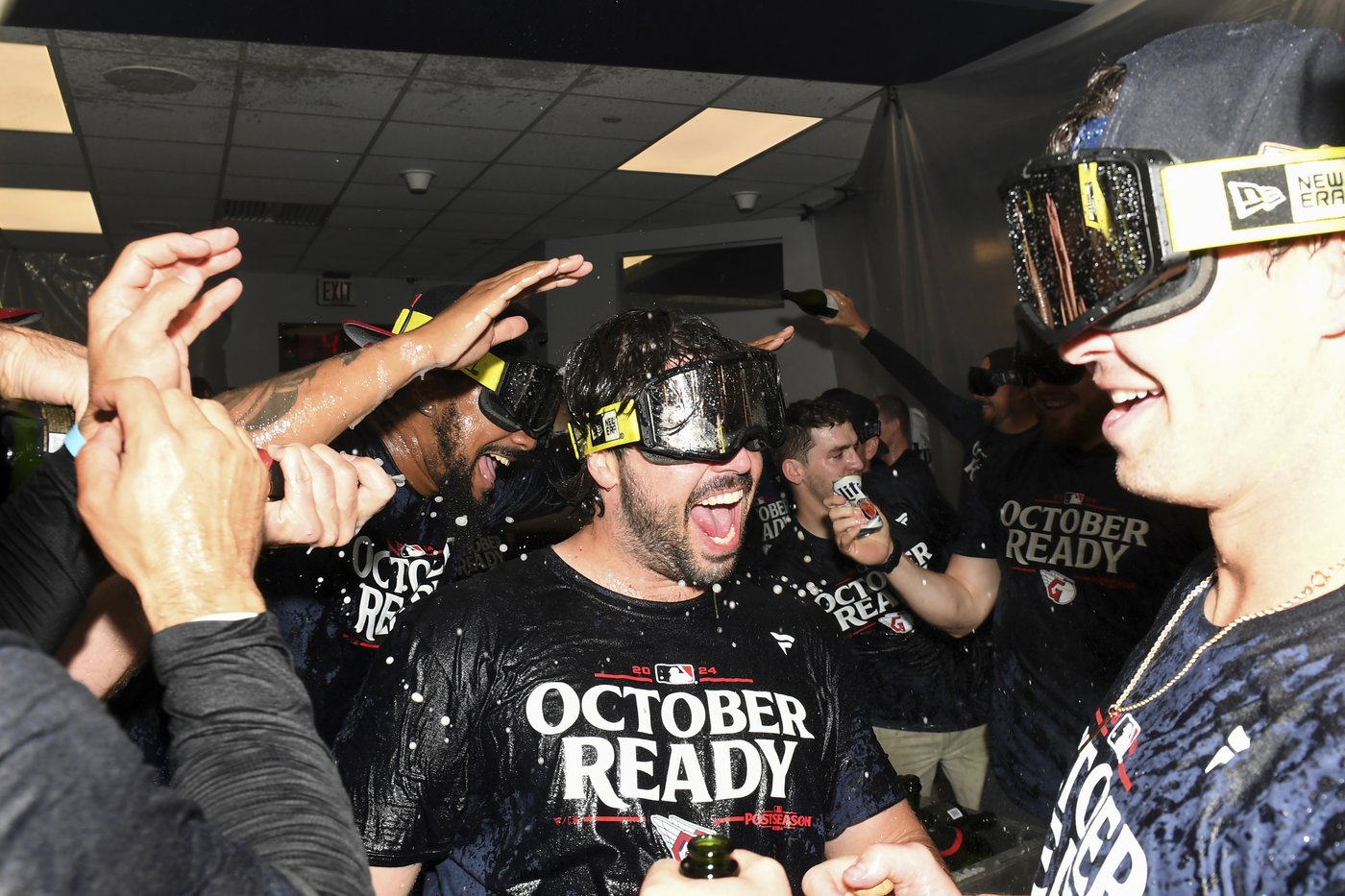 Guardians clinch AL playoff berth with walk-off, 3-2 win in 10 innings over Twins | iNFOnews.ca Guardians clinch AL playoff berth with walk-off, 3-2 win in 10 innings over Twins | iNFOnews.ca