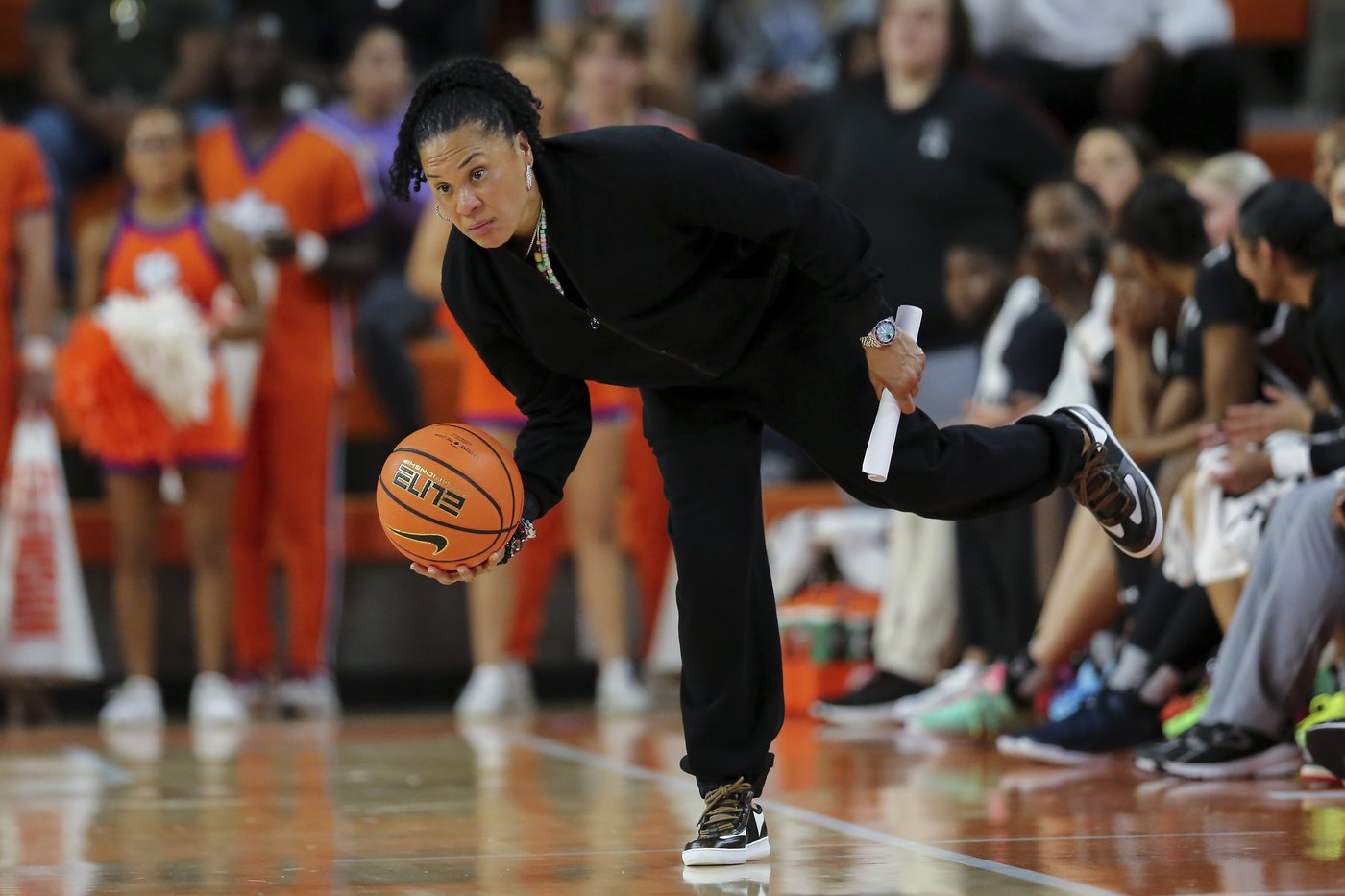 No. 1 South Carolina reaches another milestone with program record 43rd straight win | iNFOnews.ca No. 1 South Carolina reaches another milestone with program record 43rd straight win | iNFOnews.ca