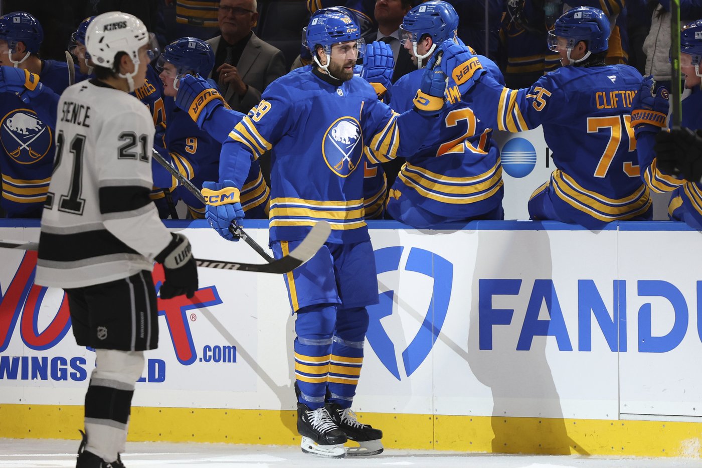 Anze Kopitar scores natural third-period hat trick to rally the Kings over the Sabres | iNFOnews.ca Anze Kopitar scores natural third-period hat trick to rally the Kings over the Sabres | iNFOnews.ca