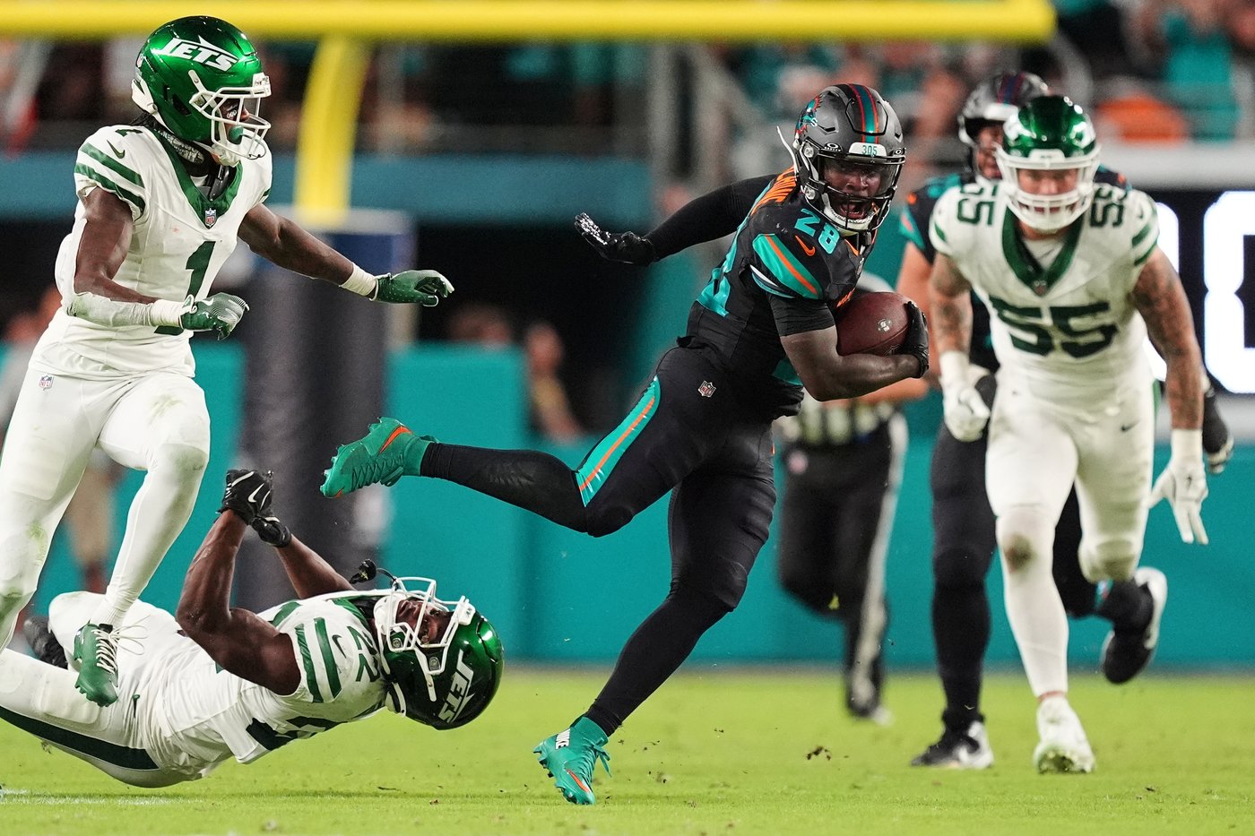 Panthers look to rebound at home against Dolphins | iNFOnews.ca