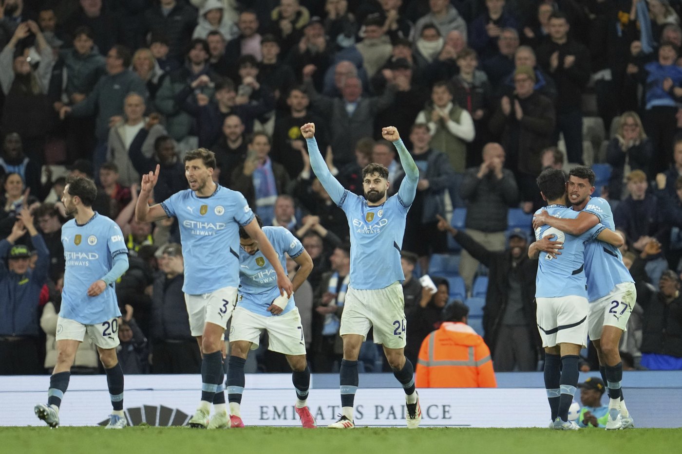 Man City scores late winner to beat Aston Villa 2-1 and boost Champions League hopes | iNFOnews.ca Man City scores late winner to beat Aston Villa 2-1 and boost Champions League hopes | iNFOnews.ca