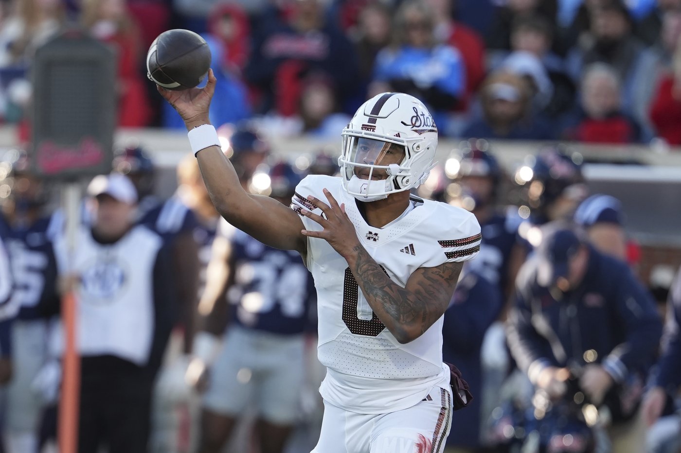 No. 15 Ole Miss beats Mississippi St. 26-14 to win Egg Bowl and keep slim CFP hope alive | iNFOnews.ca No. 15 Ole Miss beats Mississippi St. 26-14 to win Egg Bowl and keep slim CFP hope alive | iNFOnews.ca