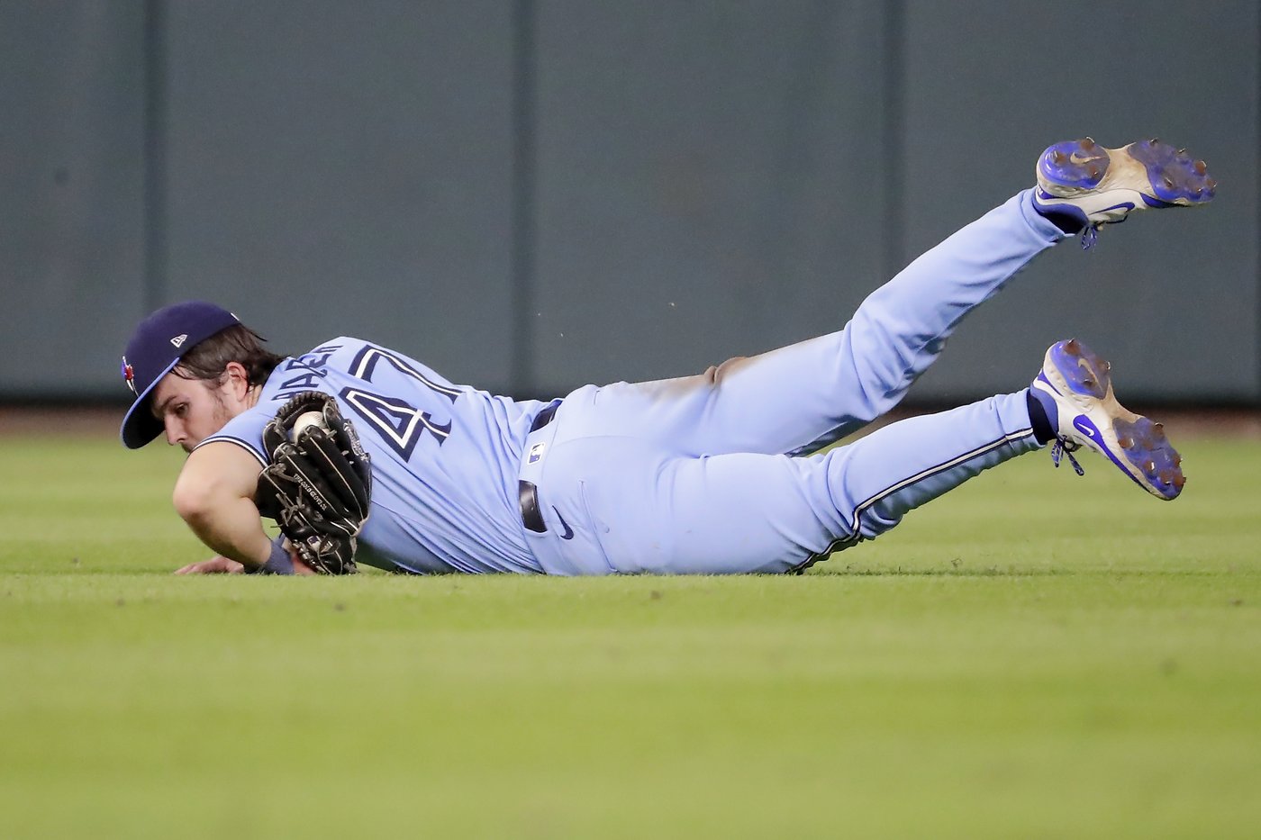 Christian Walker homers in 3-run 2nd, Astros beat Blue Jays 3-1 for series sweep | iNFOnews.ca