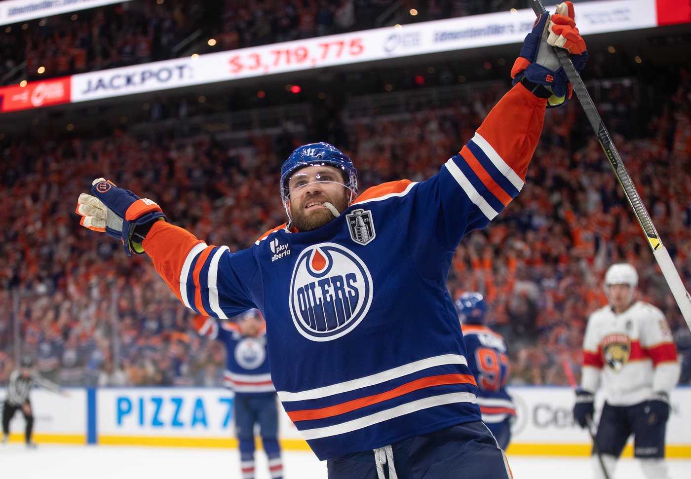 Draisaitl nets OT winner, Oilers top Panthers 4-3 to take Game 1 of Stanley Cup final | iNFOnews.ca