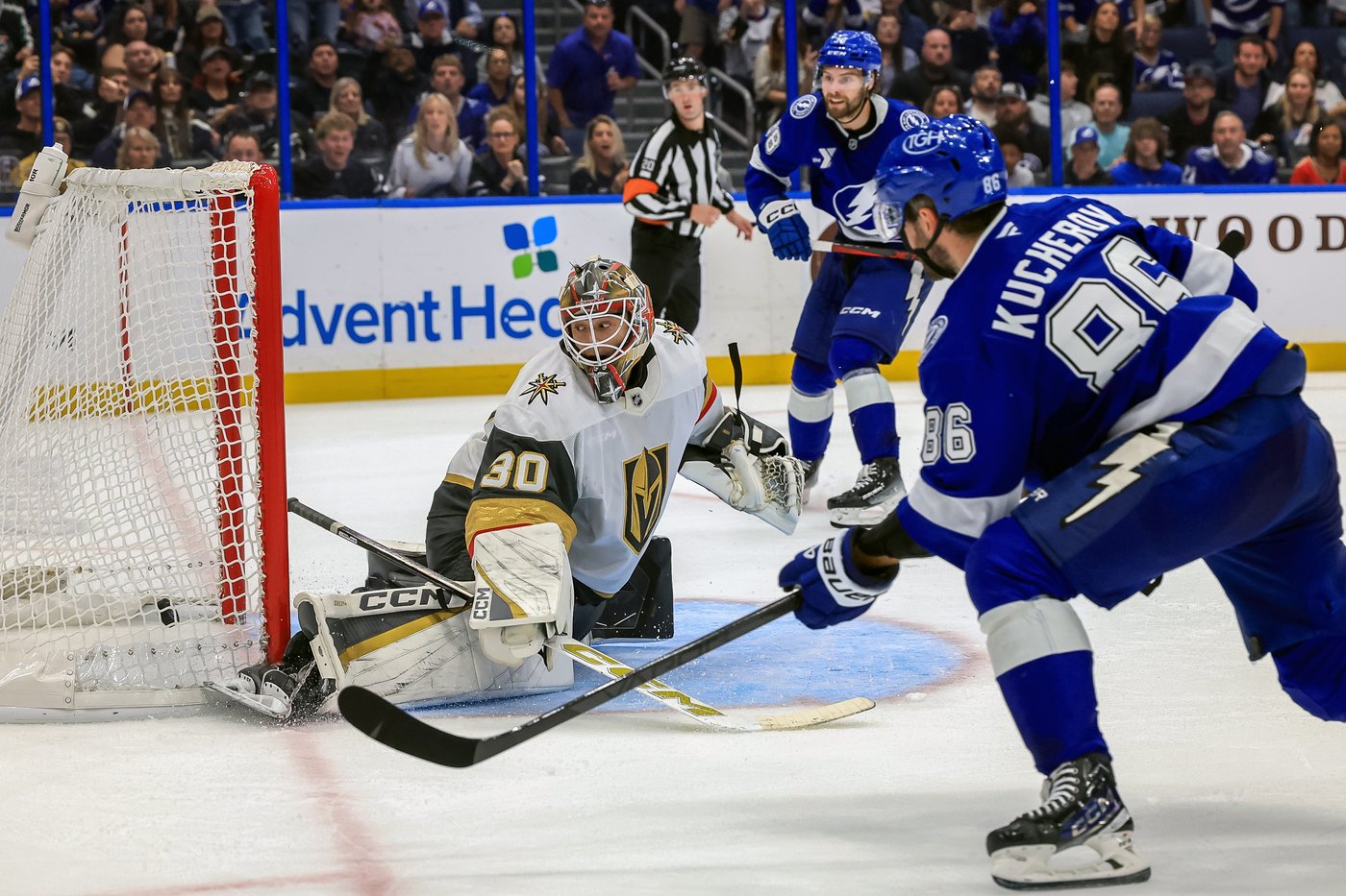 Kucherov scores in OT to give Lightning 2-1 win over Golden Knights | iNFOnews.ca