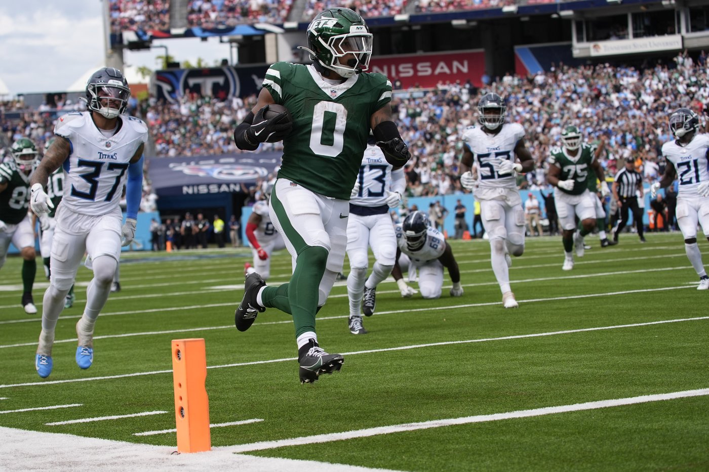Rodgers and Jets set for home opener in a Thursday night showdown with AFC East-rival Patriots | iNFOnews.ca Rodgers and Jets set for home opener in a Thursday night showdown with AFC East-rival Patriots | iNFOnews.ca