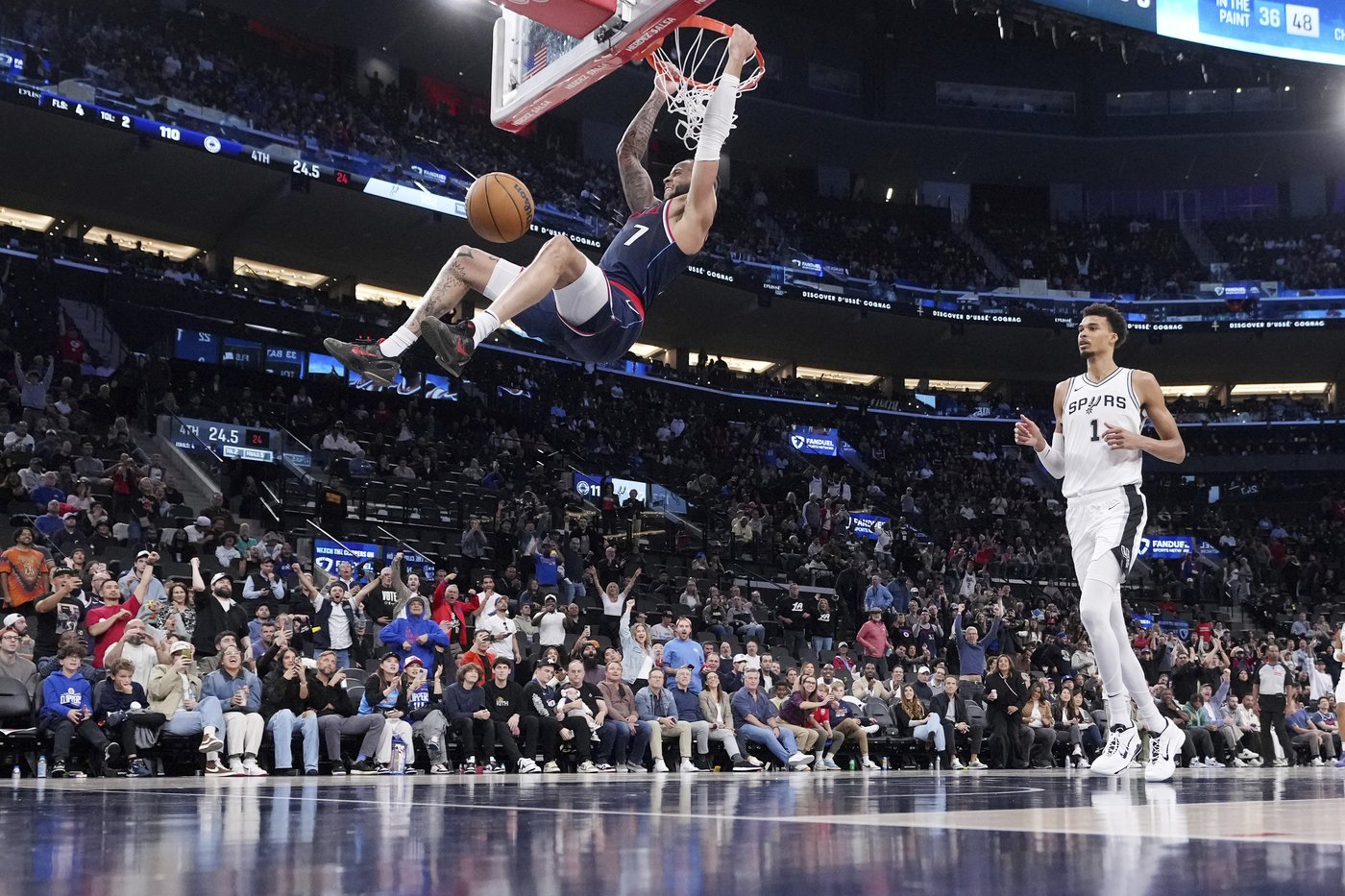 Clippers overcome 26-point deficit for their 1st victory at Intuit Dome | iNFOnews.ca Clippers overcome 26-point deficit for their 1st victory at Intuit Dome | iNFOnews.ca