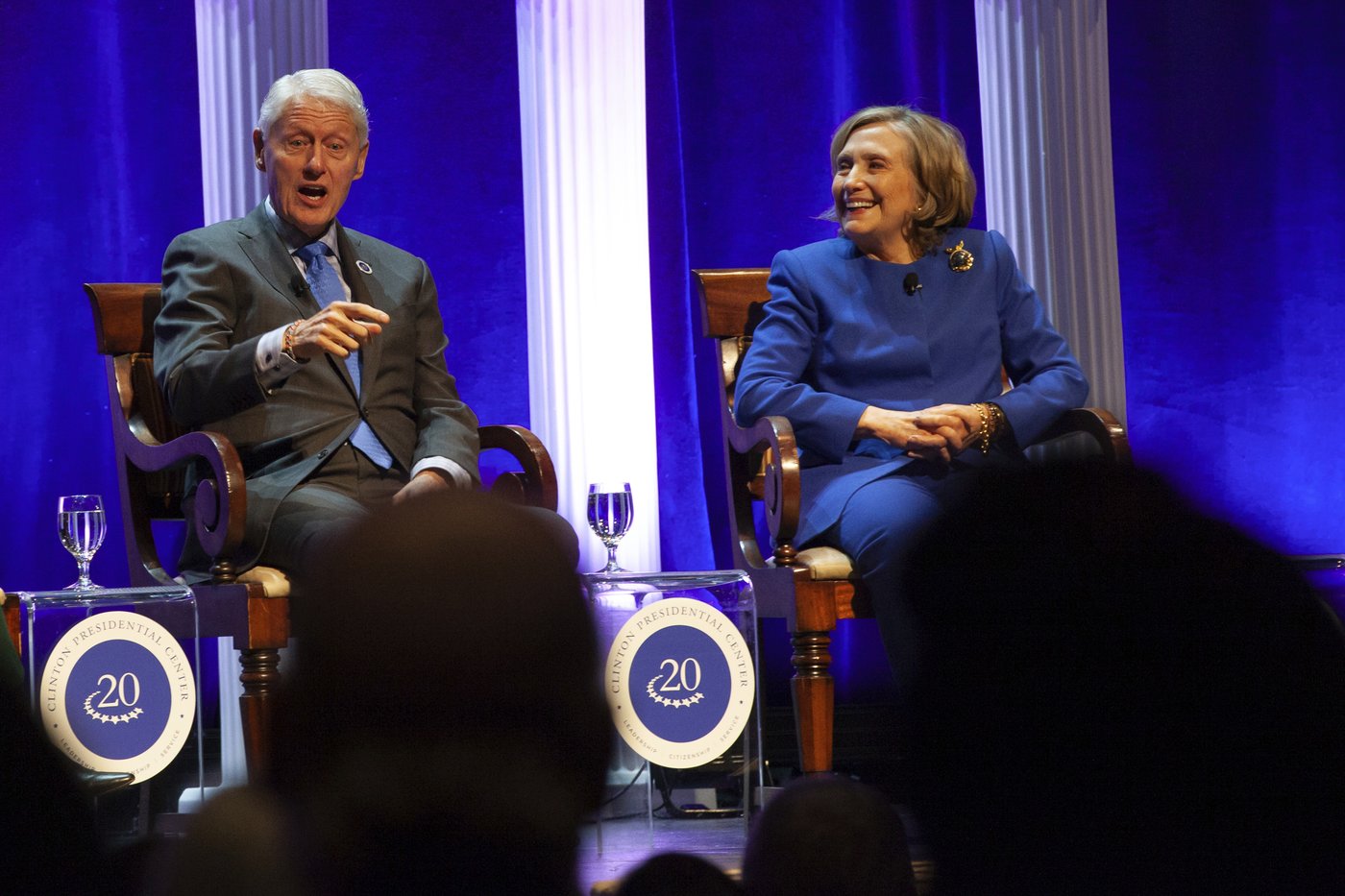 Bill Clinton is hospitalized with a fever but in good spirits, spokesperson says | iNFOnews.ca