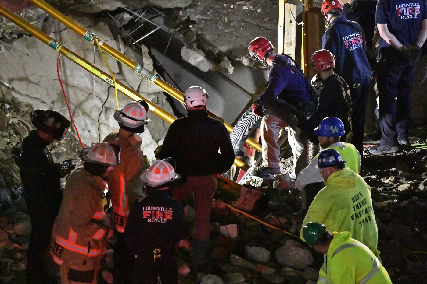Worker rescued from rubble after construction accident in Kentucky | iNFOnews.ca Worker rescued from rubble after construction accident in Kentucky | iNFOnews.ca