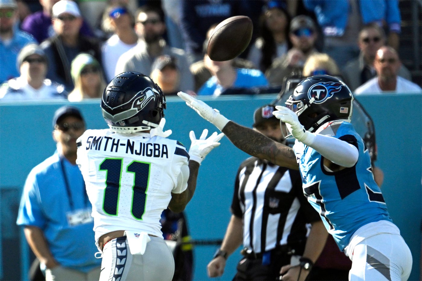Jaxon Smith-Njigba sets Seahawks record for yards receiving in single season | iNFOnews.ca