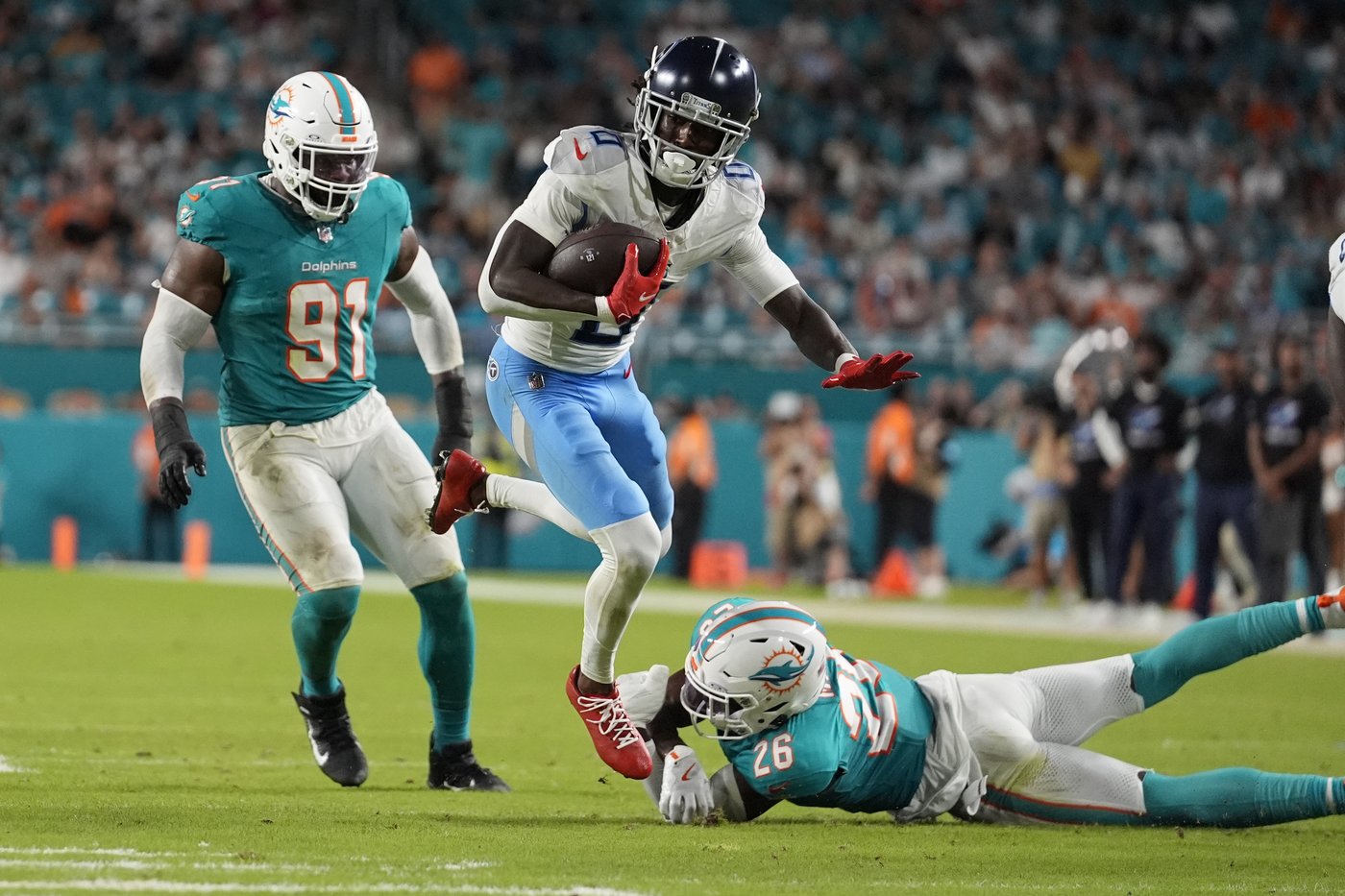 Calvin Ridley has his worst game yet with the Titans, going without a single catch | iNFOnews.ca Calvin Ridley has his worst game yet with the Titans, going without a single catch | iNFOnews.ca