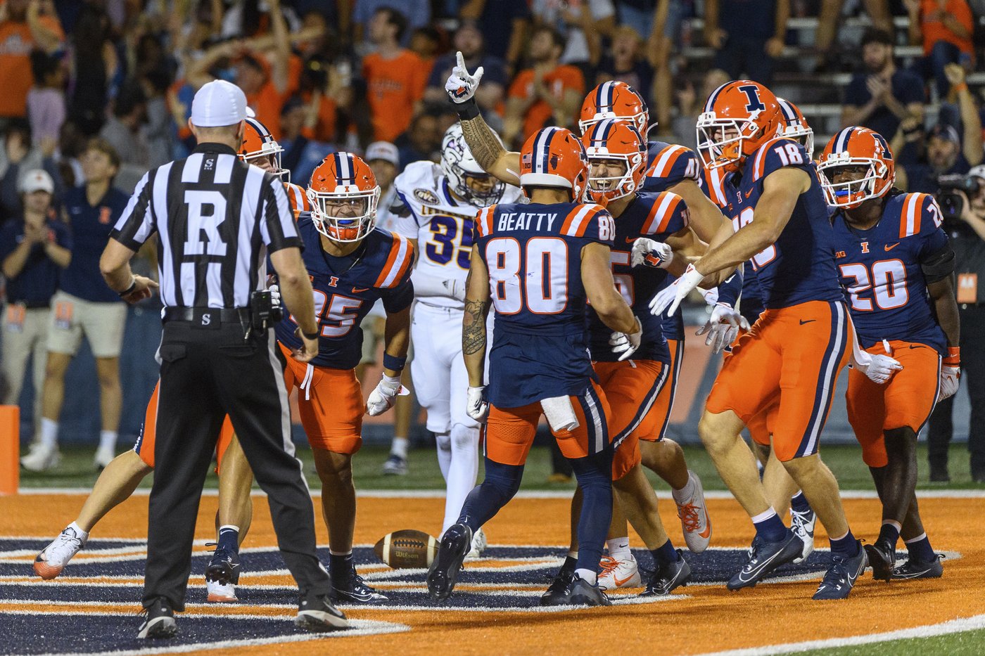 Beatty returns punt for TD, breaks Grange's nearly 102-year-old mark in No. 12 Illini's opening rout | iNFOnews.ca