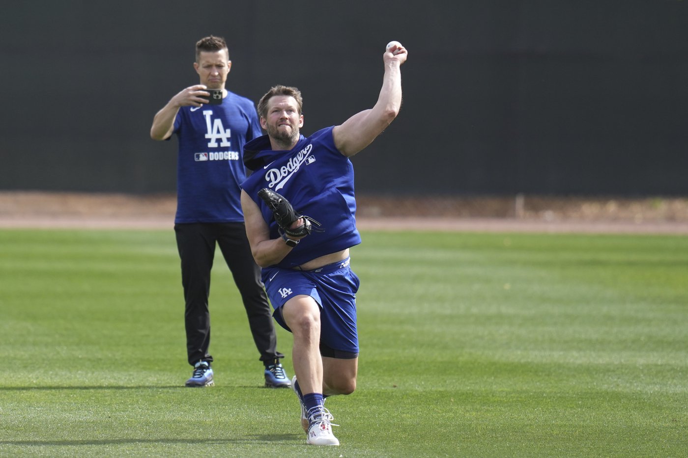 Clayton Kershaw can earn up to $16 million in 1-year deal with Dodgers | iNFOnews.ca