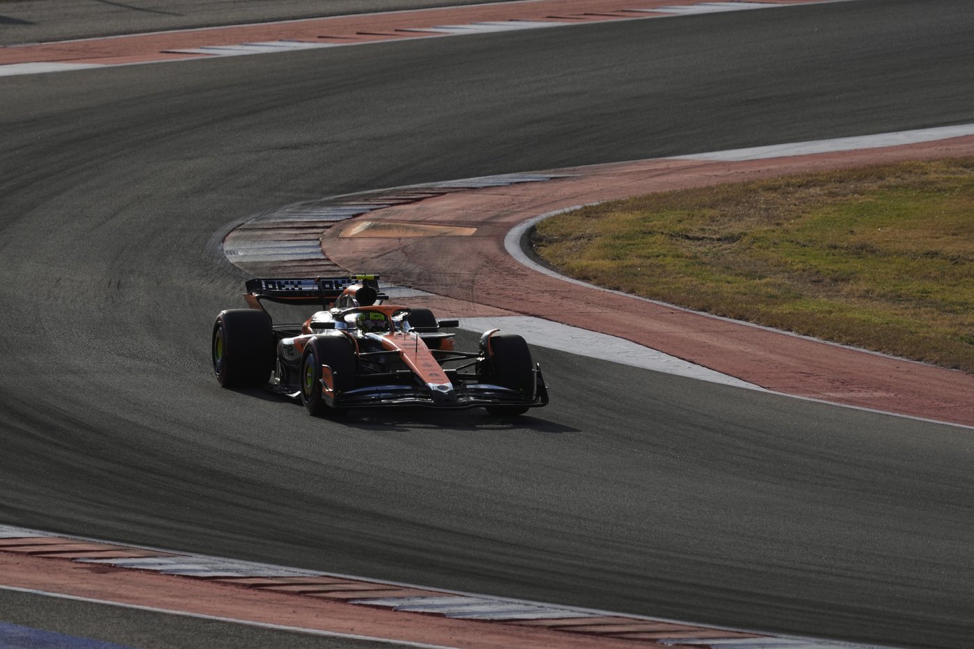 Norris on pole for US Grand Prix after Verstappen wins sprint race as they restart F1 title fight | iNFOnews.ca