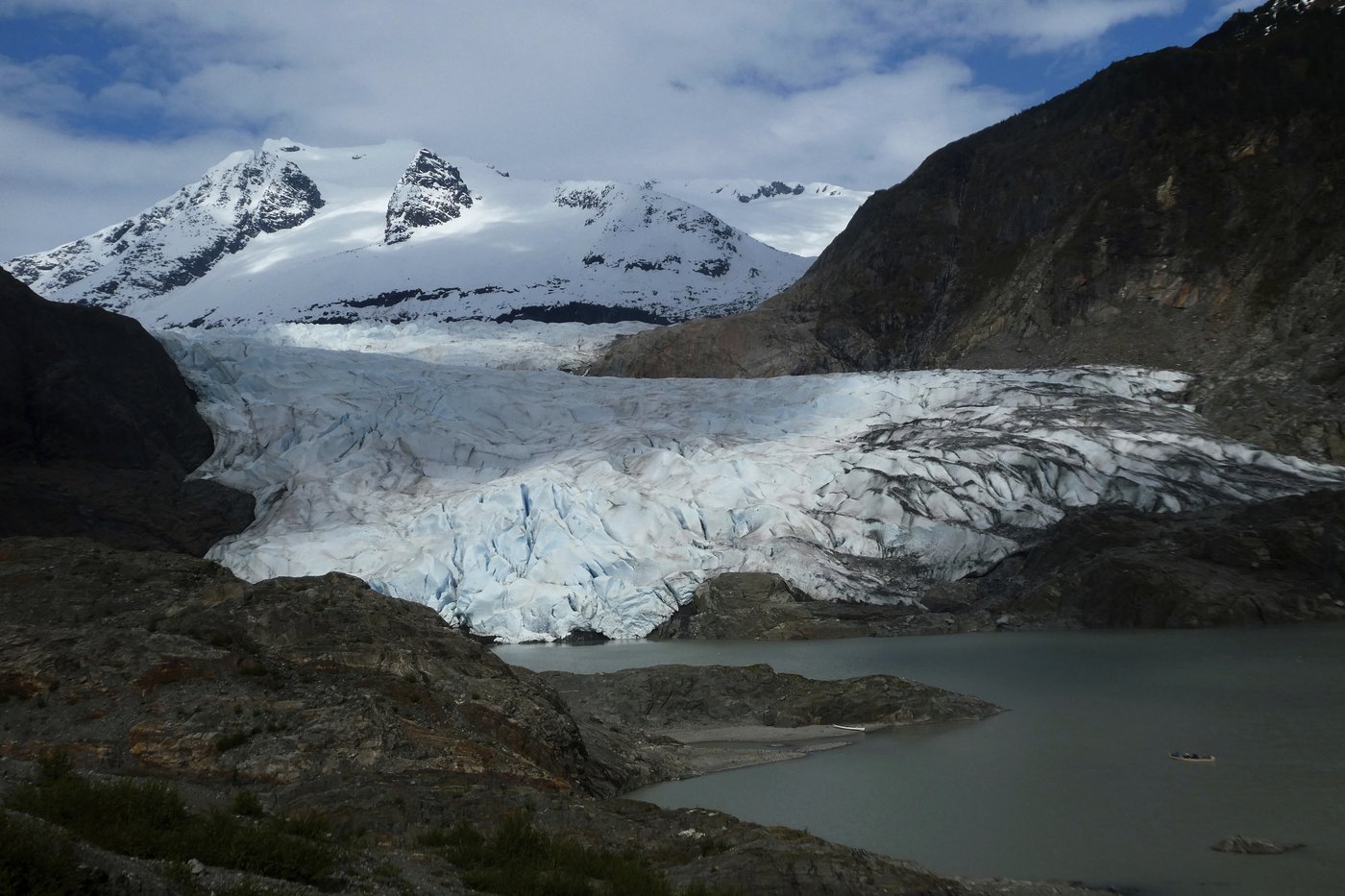 Some Juneau residents urged to evacuate as Alaska's Mendenhall Glacier releases floodwater | iNFOnews.ca