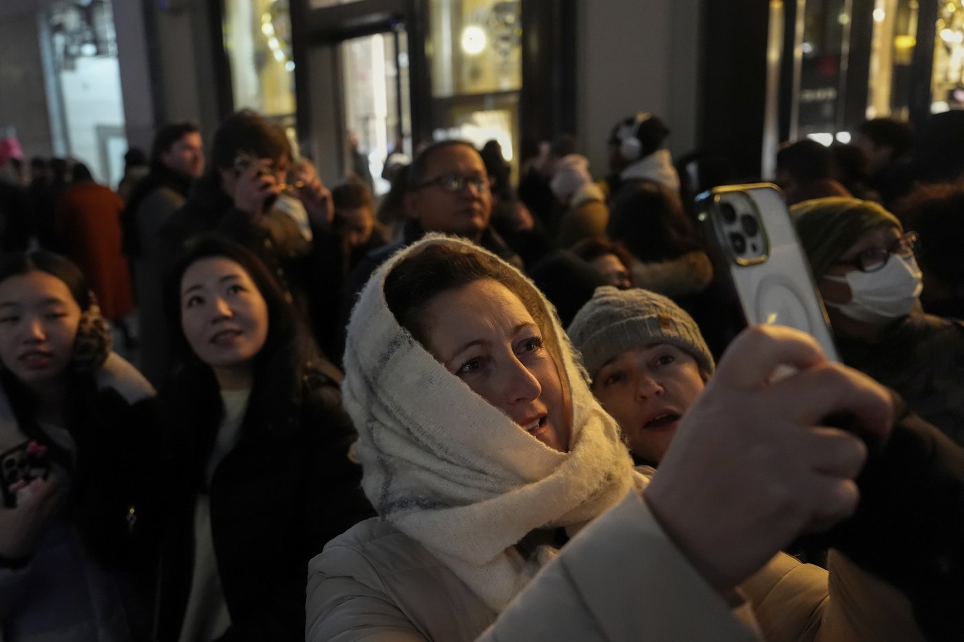 AP PHOTOS: The iconic and unconventional sides of Christmas in New York | iNFOnews.ca