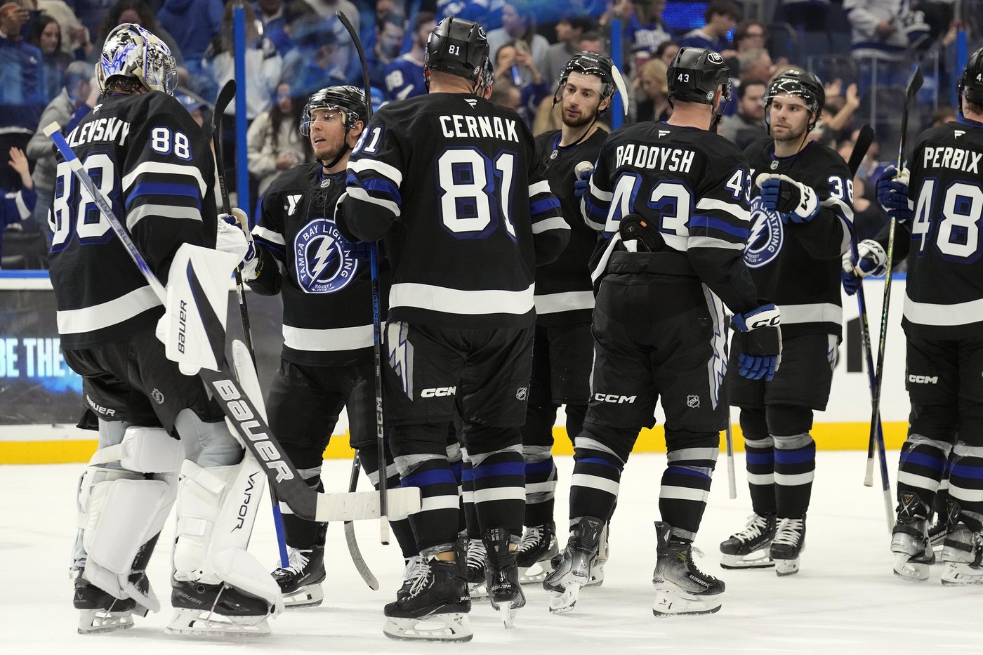 Point and Kucherov lead surging Lightning to 6-2 win over reeling Rangers | iNFOnews.ca Point and Kucherov lead surging Lightning to 6-2 win over reeling Rangers | iNFOnews.ca