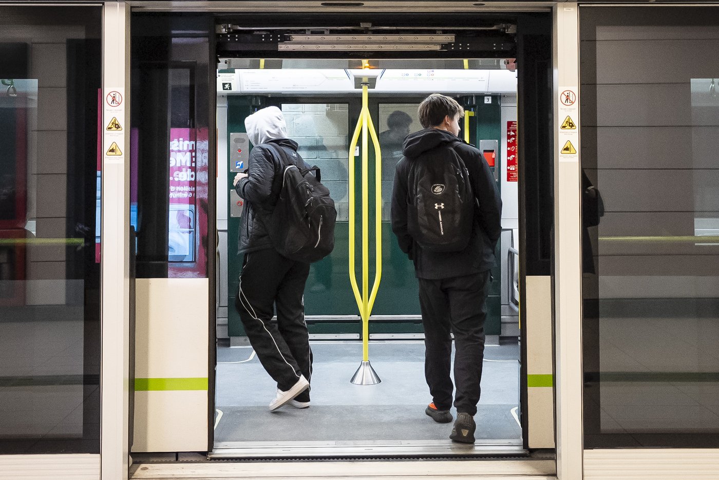 Group gets trapped after elevator in new light rail station breaks down | iNFOnews.ca