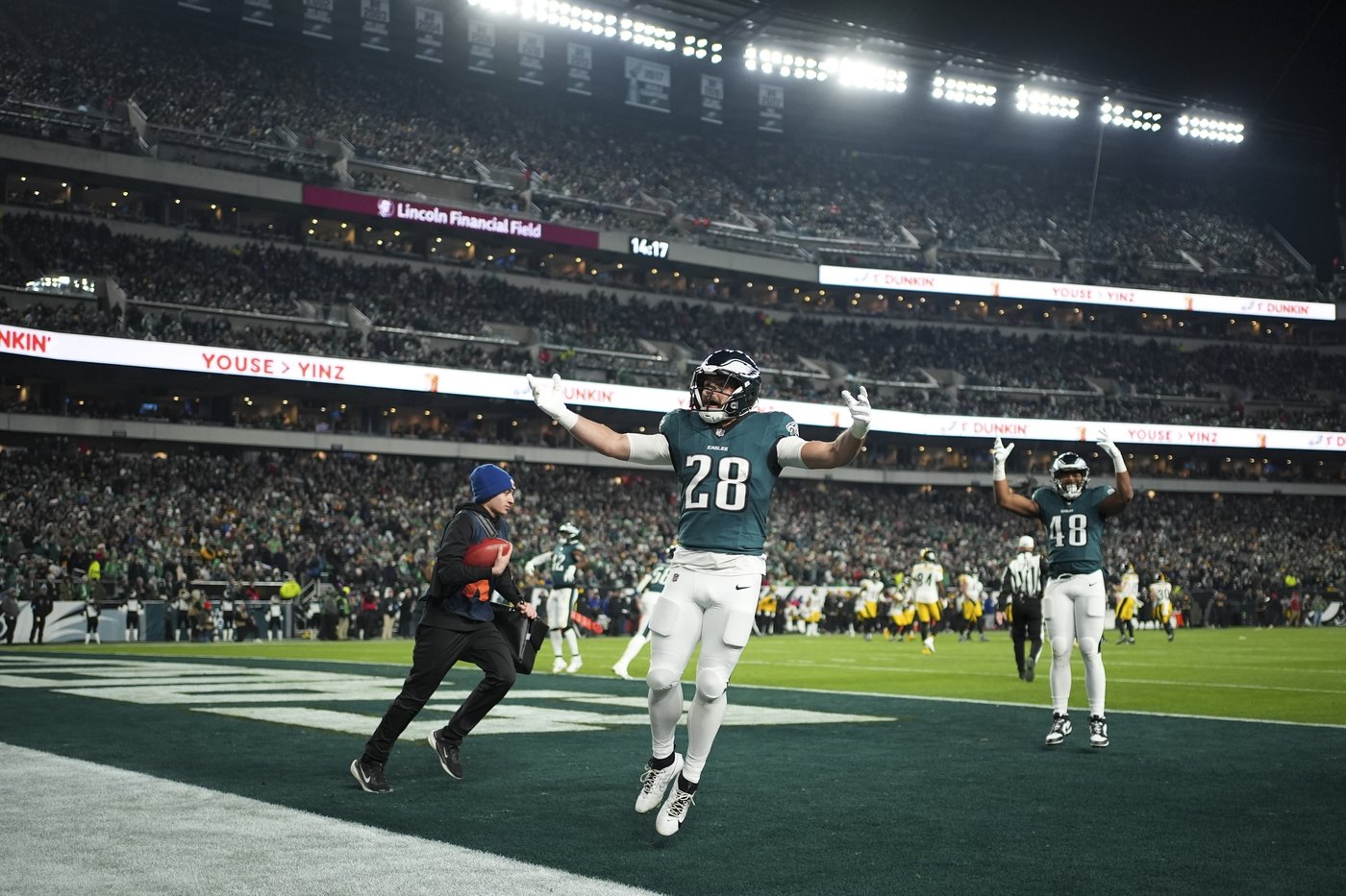 NFL has a record number of playoff clinches and bottom dwellers with 3 weeks to go | iNFOnews.ca NFL has a record number of playoff clinches and bottom dwellers with 3 weeks to go | iNFOnews.ca