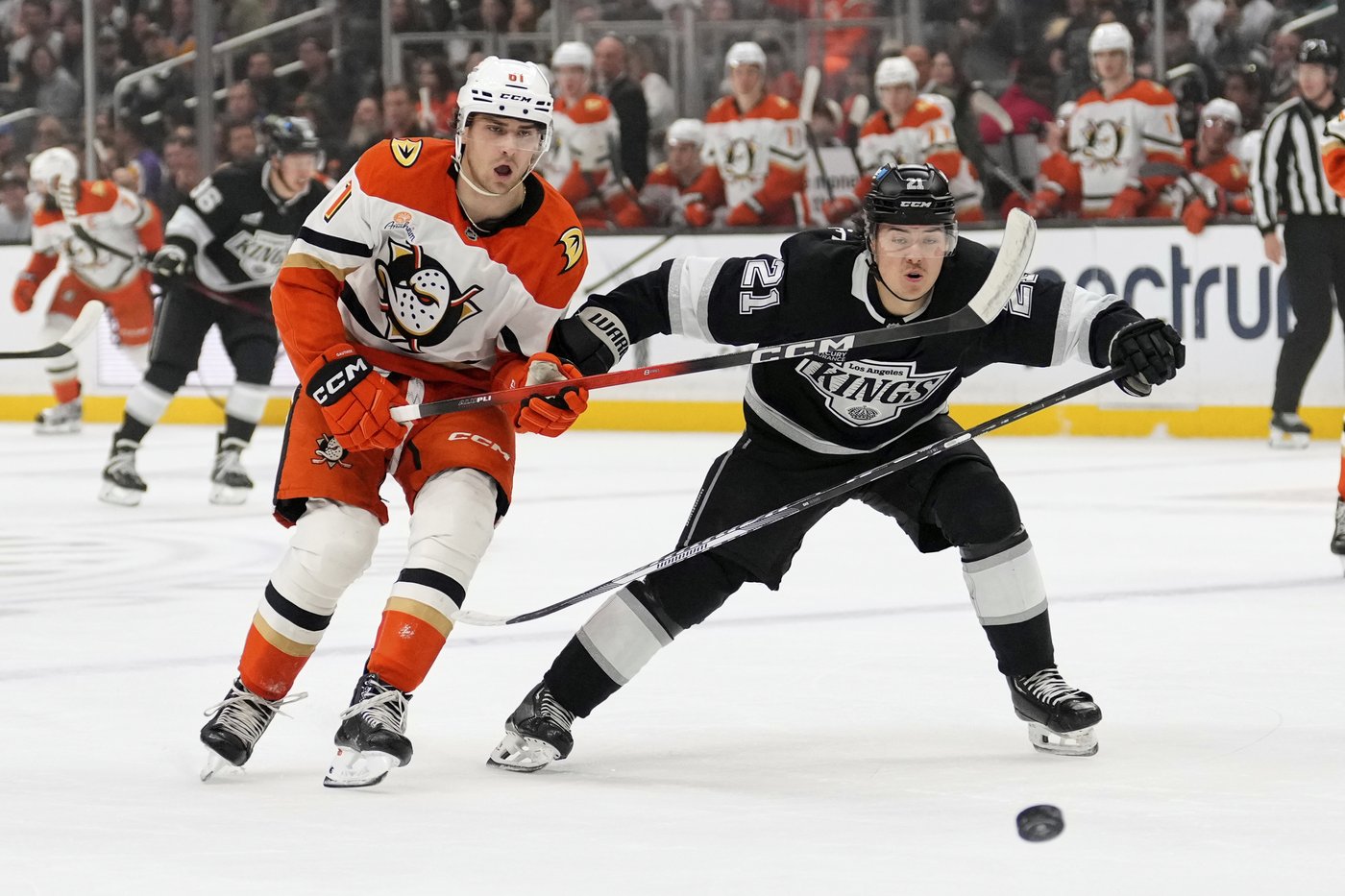 Senators acquire defenceman Jordan Spence from Kings in exchange for picks | iNFOnews.ca