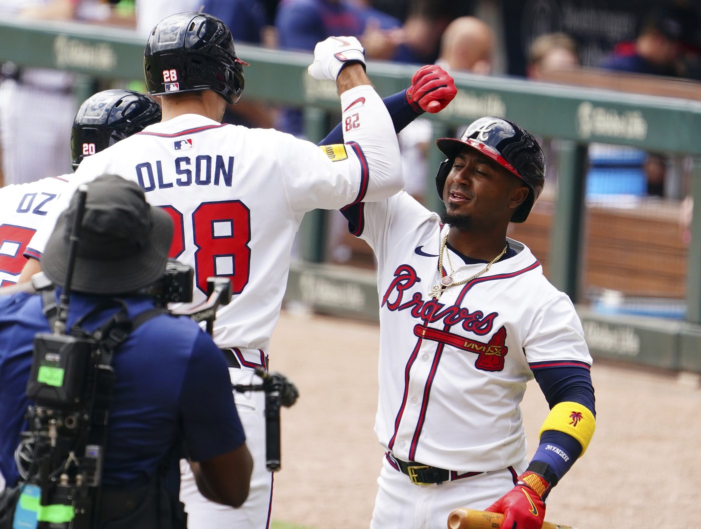 Matt Olson and Drake Baldwin hit 2-run homers as Braves beat Twins 6-2 to complete a 3-game sweep | iNFOnews.ca