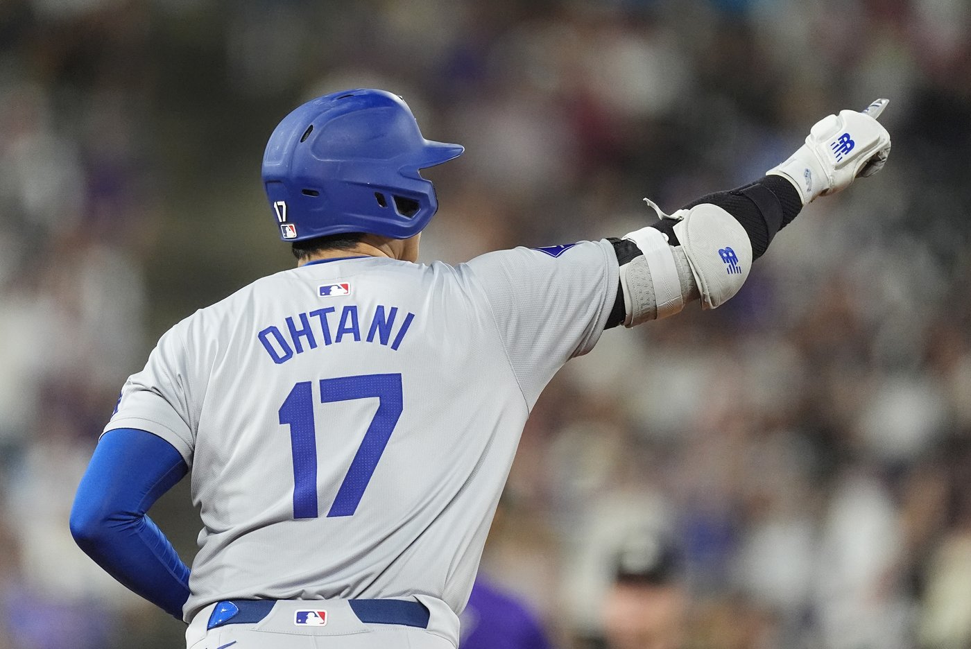 Ohtani launches homer No. 54, steals 57th base as NL West-champion Dodgers power by Rockies 11-4 | iNFOnews.ca Ohtani launches homer No. 54, steals 57th base as NL West-champion Dodgers power by Rockies 11-4 | iNFOnews.ca