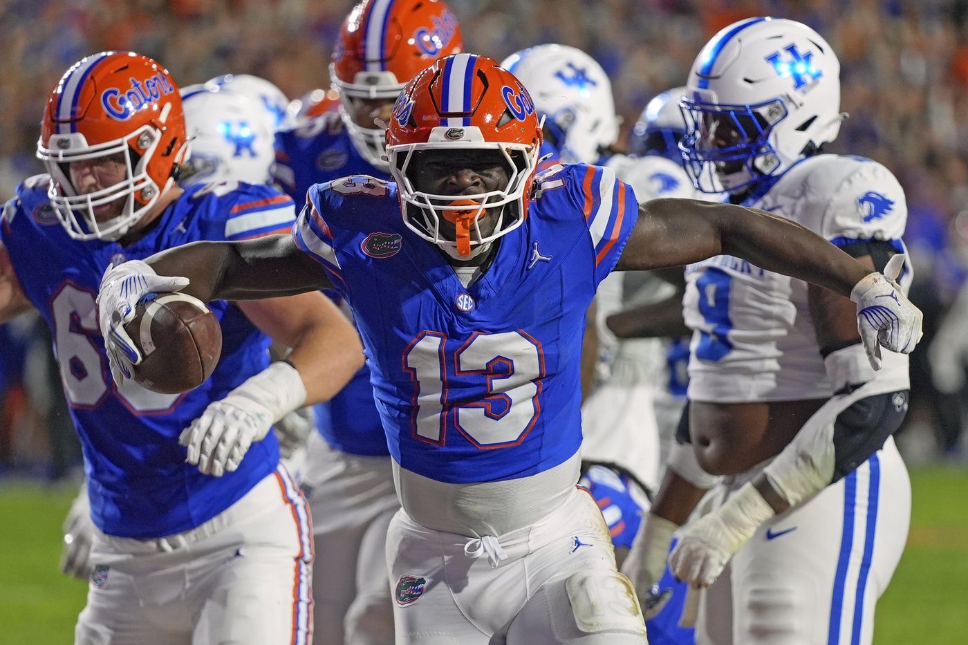 Jadan Baugh runs for 5 TDs as Florida dominates Kentucky 48-20 for 1st series win since 2020 | iNFOnews.ca Jadan Baugh runs for 5 TDs as Florida dominates Kentucky 48-20 for 1st series win since 2020 | iNFOnews.ca
