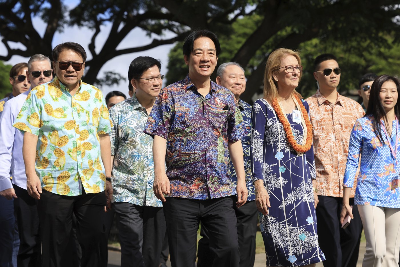 Taiwan's president meets Hawaii's governor and members of Congress in a visit condemned by China | iNFOnews.ca Taiwan's president meets Hawaii's governor and members of Congress in a visit condemned by China | iNFOnews.ca