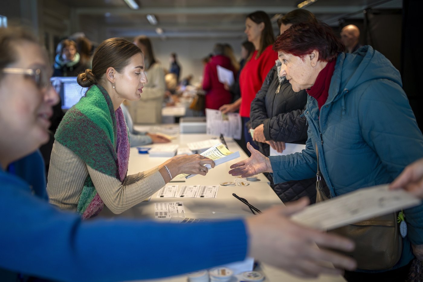Lithuanians vote in parliamentary election with many looking for change despite a strong economy | iNFOnews.ca Lithuanians vote in parliamentary election with many looking for change despite a strong economy | iNFOnews.ca