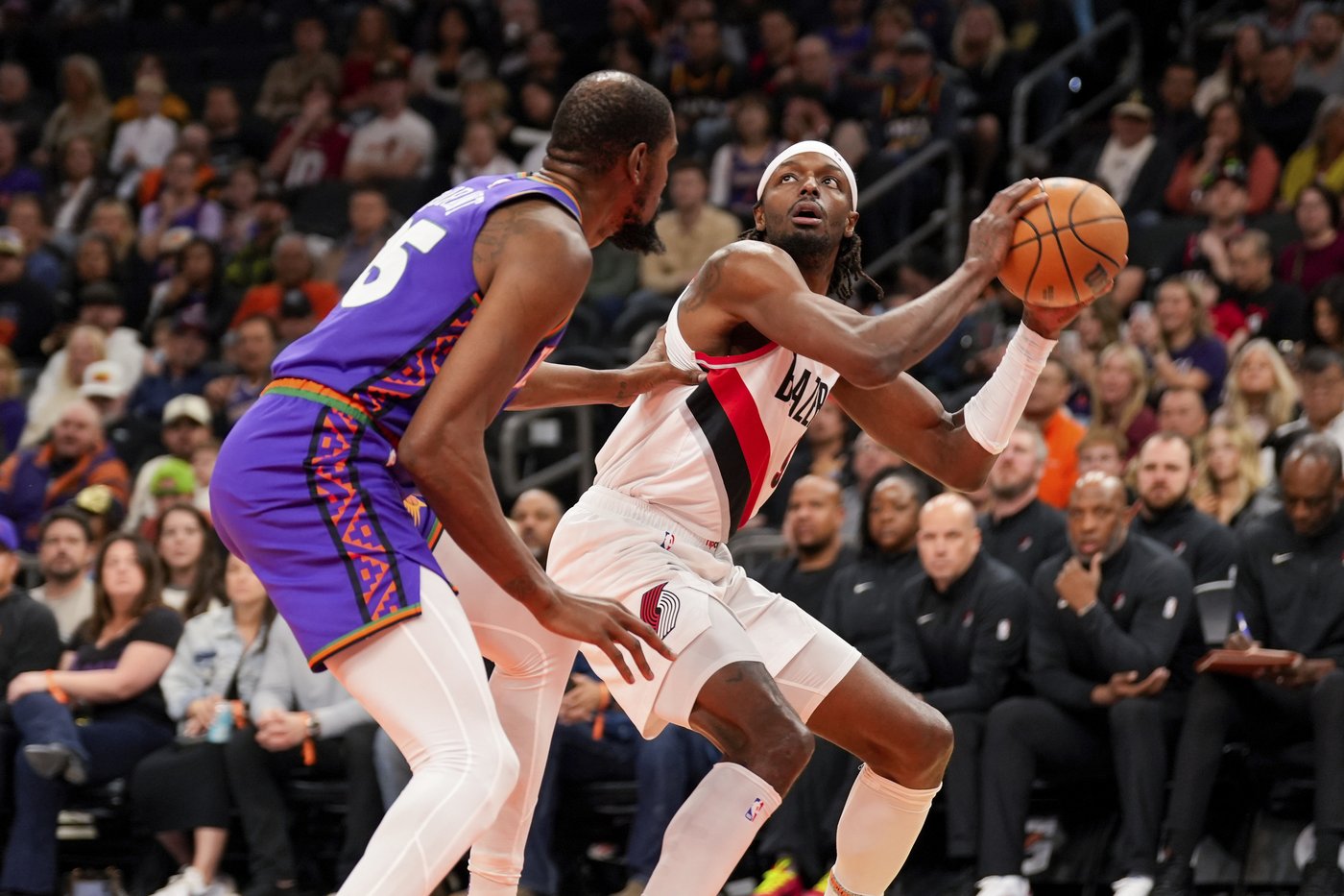 Suns send Trail Blazers to 6th straight loss with 116-109 victory | iNFOnews.ca Suns send Trail Blazers to 6th straight loss with 116-109 victory | iNFOnews.ca