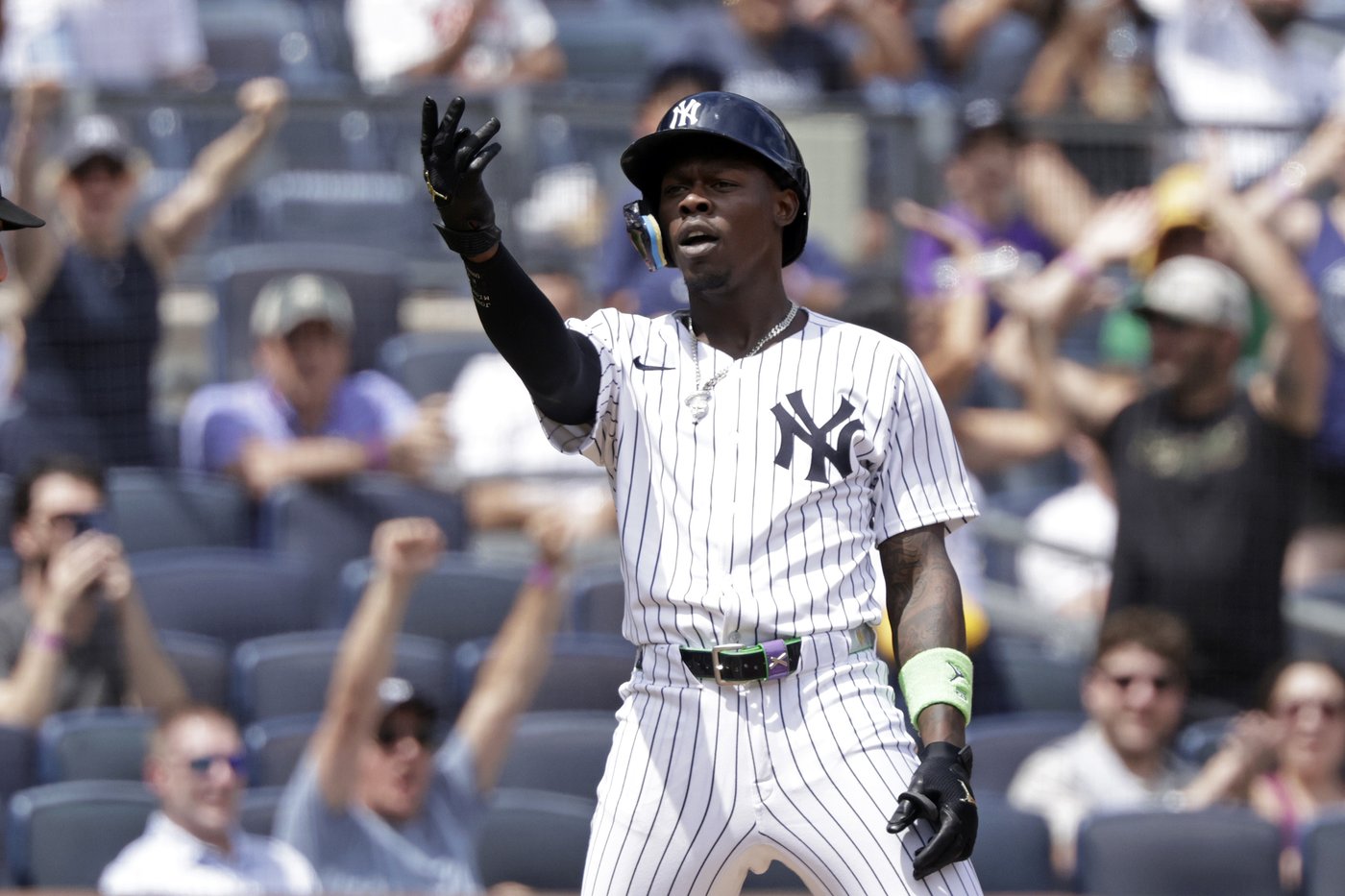 Jazz Age at Yankee Stadium as Chisholm sparks Yankees at plate, on defense and in clubhouse | iNFOnews.ca