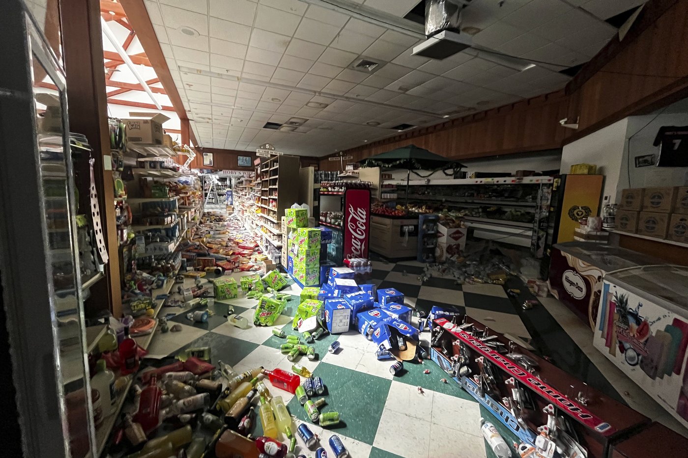 In California's 'earthquake country,' a 7.0 temblor prompts confusion and a tsunami warning | iNFOnews.ca