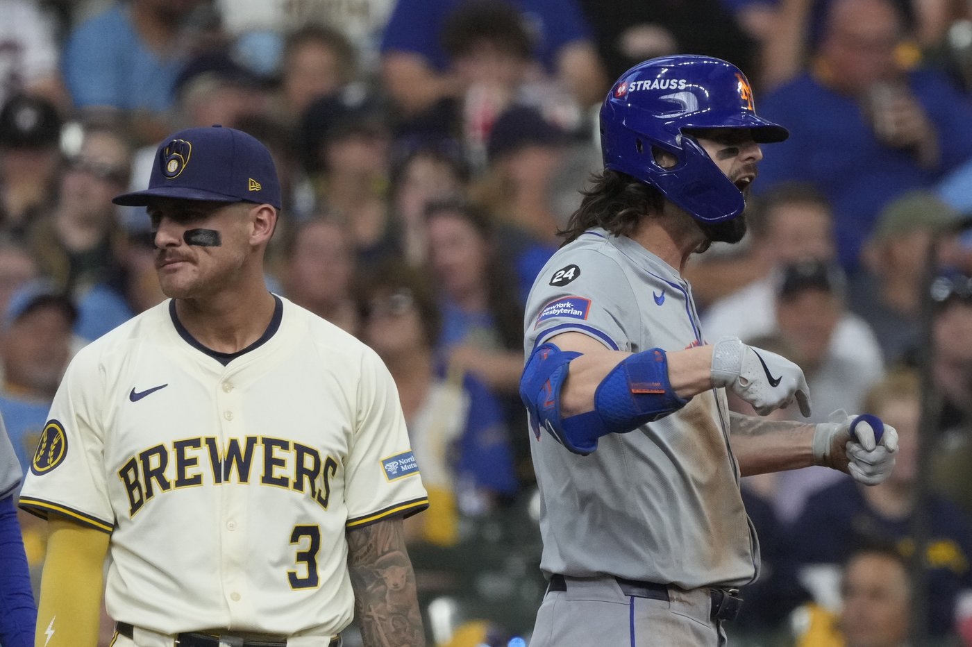 Mets continue wild ride with 8-4 win over Brewers in playoff opener | iNFOnews.ca Mets continue wild ride with 8-4 win over Brewers in playoff opener | iNFOnews.ca