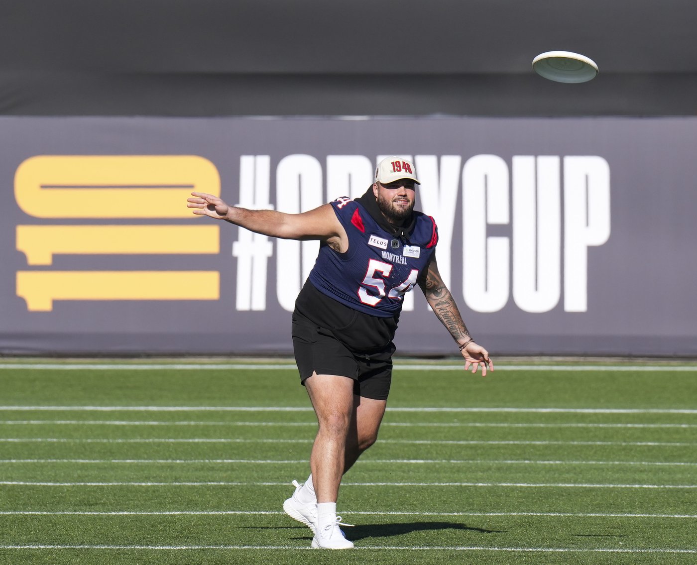 Montreal Alouettes sign Canadian offensive lineman Lawrence to extension | iNFOnews.ca Montreal Alouettes sign Canadian offensive lineman Lawrence to extension | iNFOnews.ca