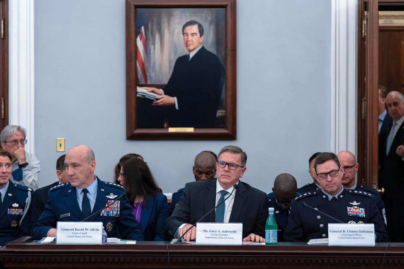 Space Force, governors at odds over plans to pull talent from National Guard units | iNFOnews.ca