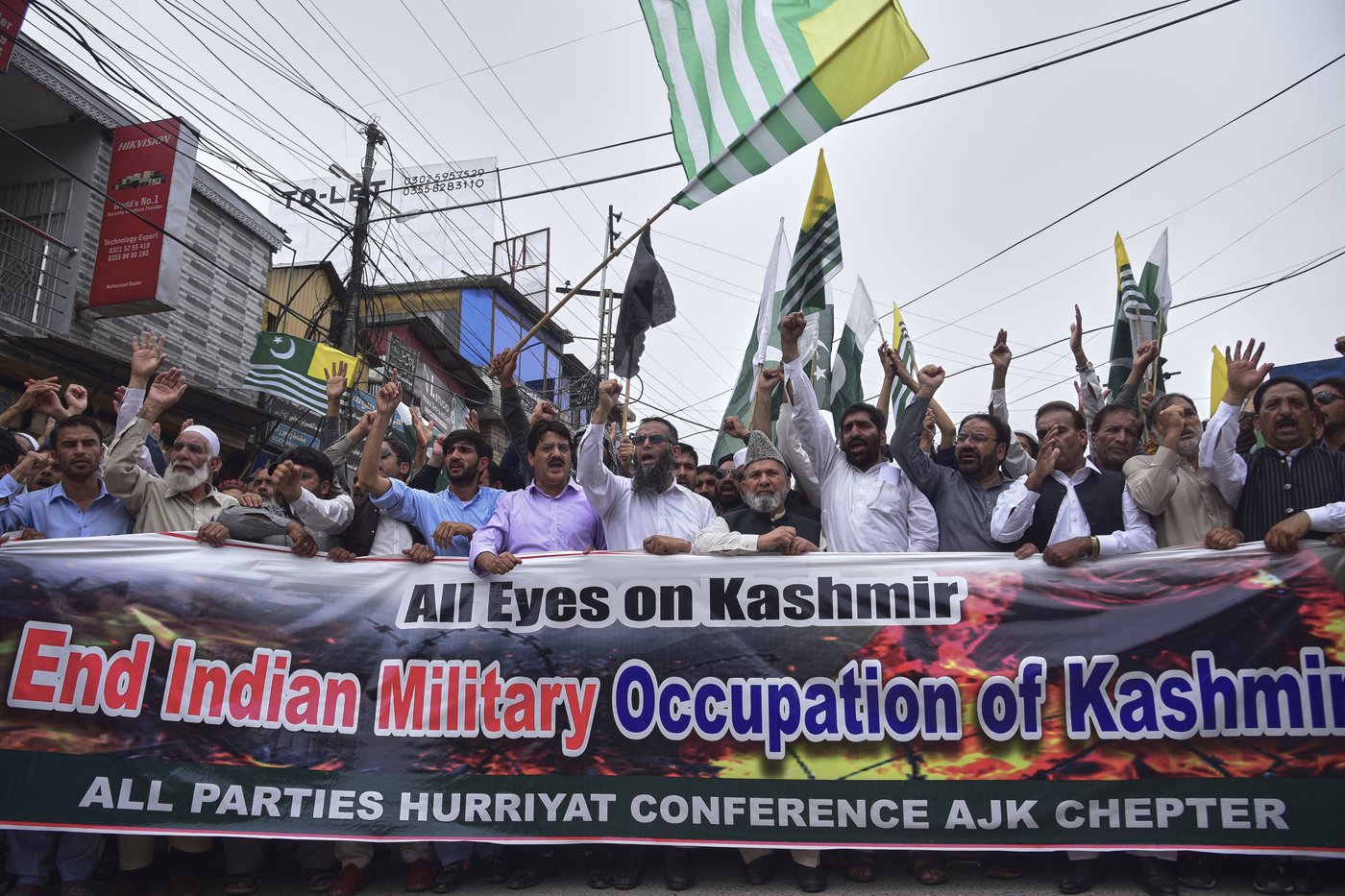 Pakistan asks Gulf allies to help ease India tensions following Kashmir attack | iNFOnews.ca Pakistan asks Gulf allies to help ease India tensions following Kashmir attack | iNFOnews.ca