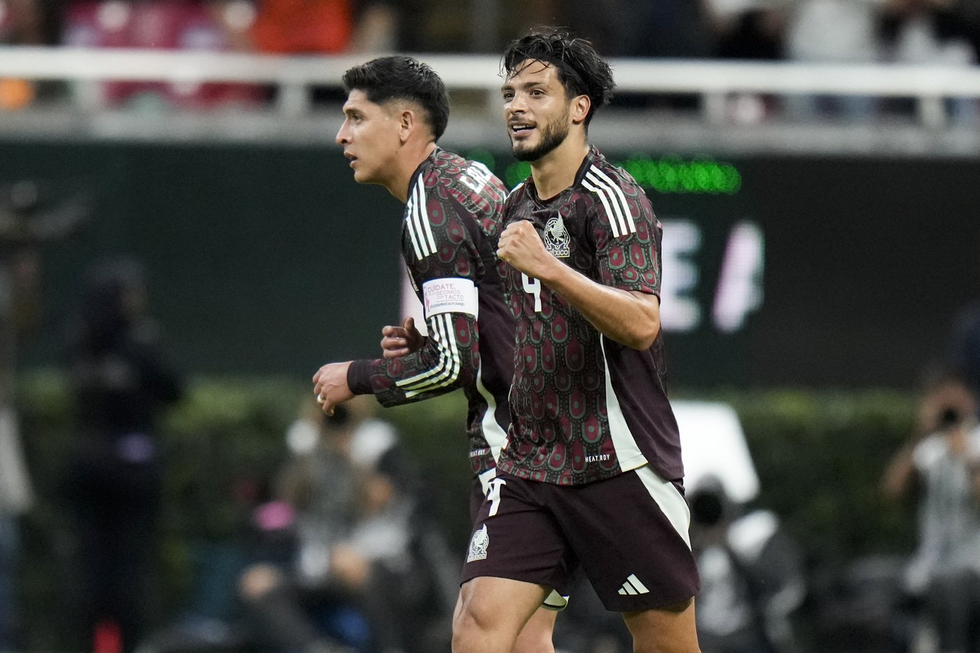 Mexico stops 7-game winless streak against the US as Jiménez and Huerta score in 2-0 victory | iNFOnews.ca