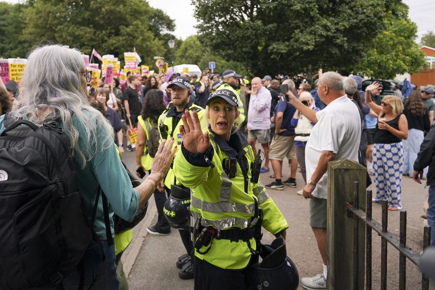 A year after anti-immigrant riots in Britain, many worry it could happen again | iNFOnews.ca