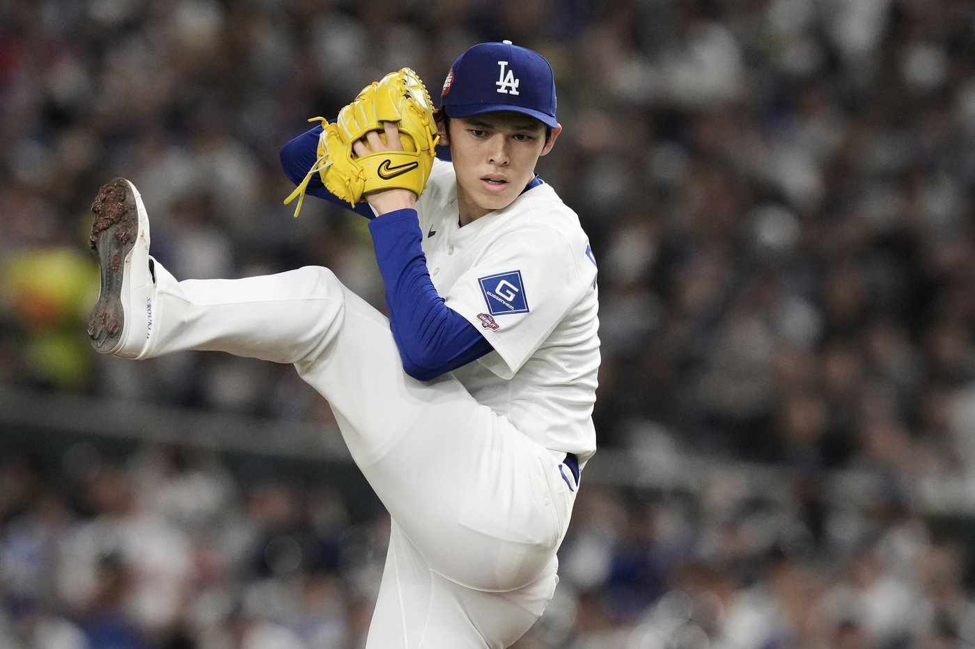 Dodgers' Roki Sasaki throws 3 powerful but erratic innings in pressure-packed MLB debut | iNFOnews.ca