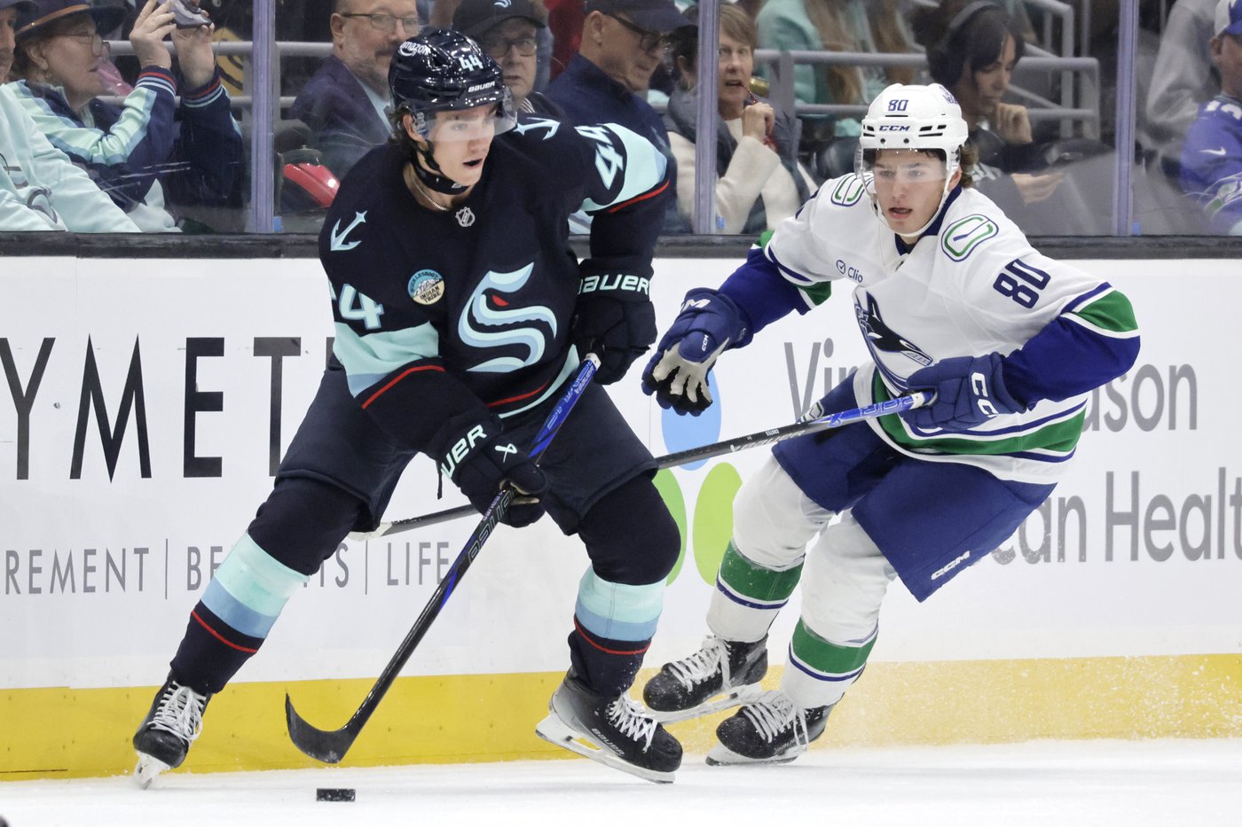 Making opening night roster 'an honour' for Vancouver Canucks rookie Braeden Cootes | iNFOnews.ca