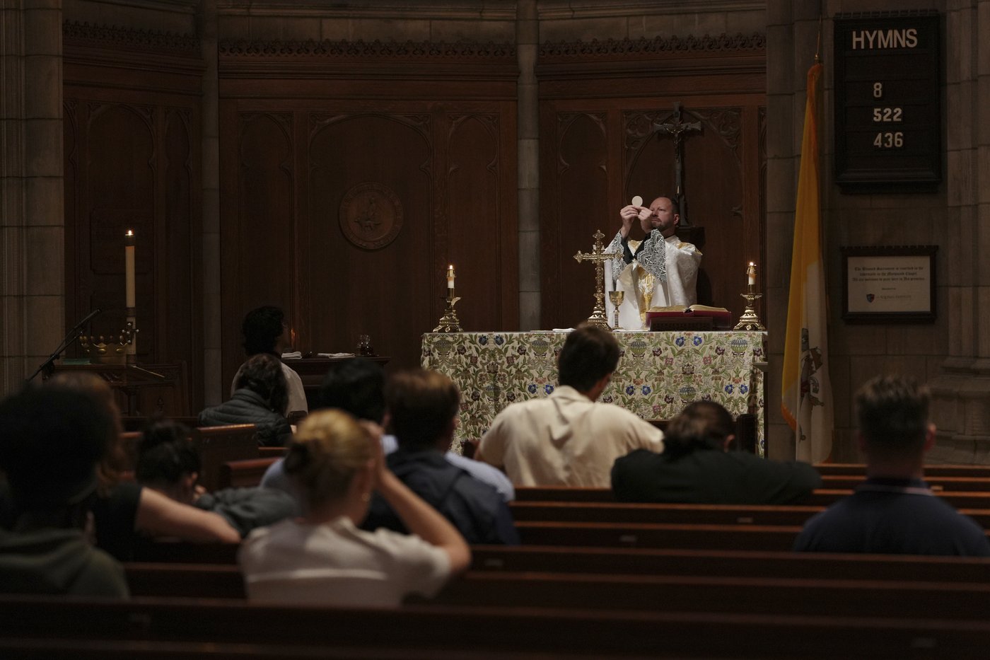 Being a devout Catholic at a secular college can be challenging. Some call it a blessing. | iNFOnews.ca Being a devout Catholic at a secular college can be challenging. Some call it a blessing. | iNFOnews.ca