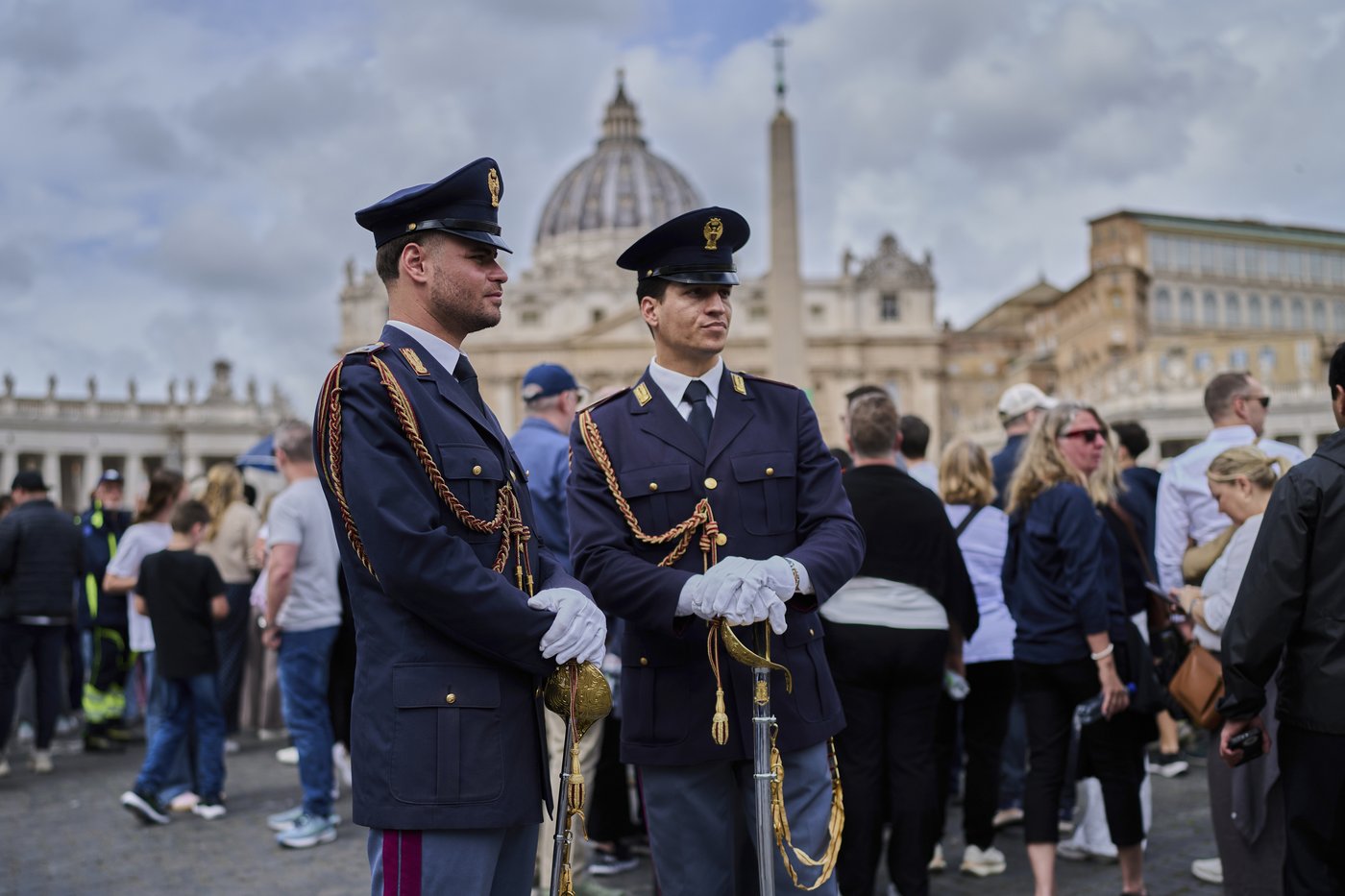PHOTO COLLECTION: Vatican Pope Security | iNFOnews.ca PHOTO COLLECTION: Vatican Pope Security | iNFOnews.ca