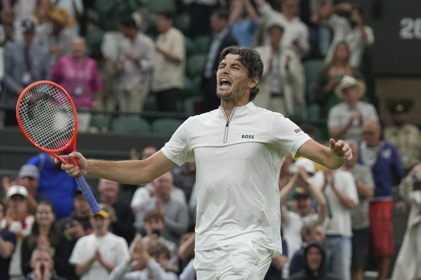 Taylor Fritz gets through another late-night five-setter to reach 3rd round at Wimbledon | iNFOnews.ca