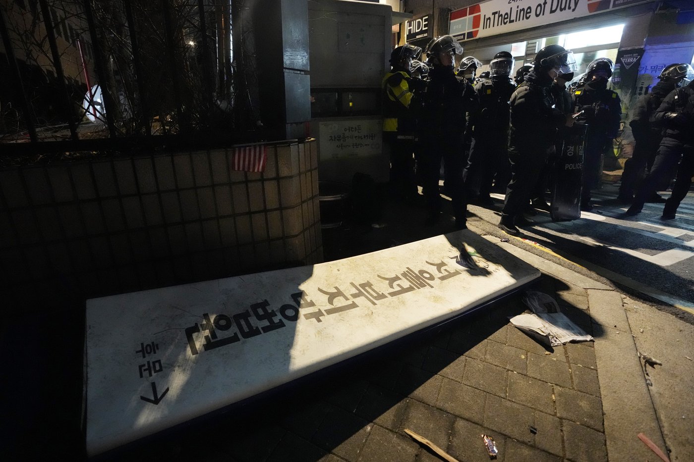 South Korea's impeached president is arrested over martial law declaration and his supporters riot | iNFOnews.ca South Korea's impeached president is arrested over martial law declaration and his supporters riot | iNFOnews.ca